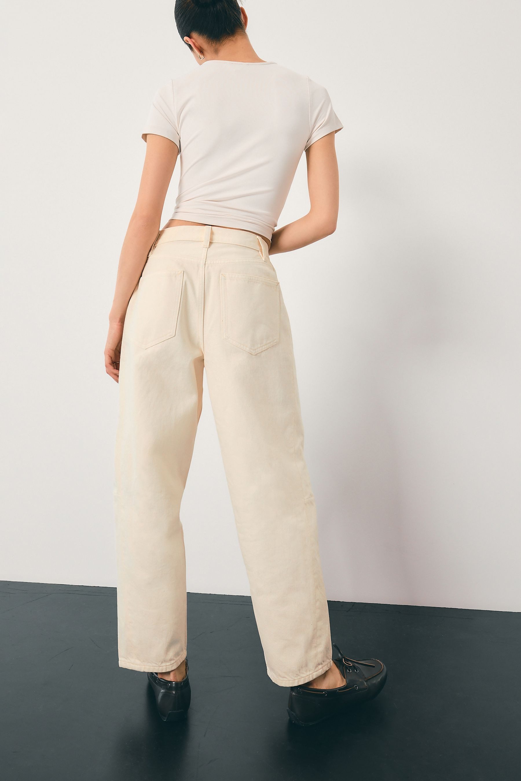 Next Weite Jeans Jeans mit bogenförmigem Barrel-Bein aus Baumwolle (1-tlg) günstig online kaufen