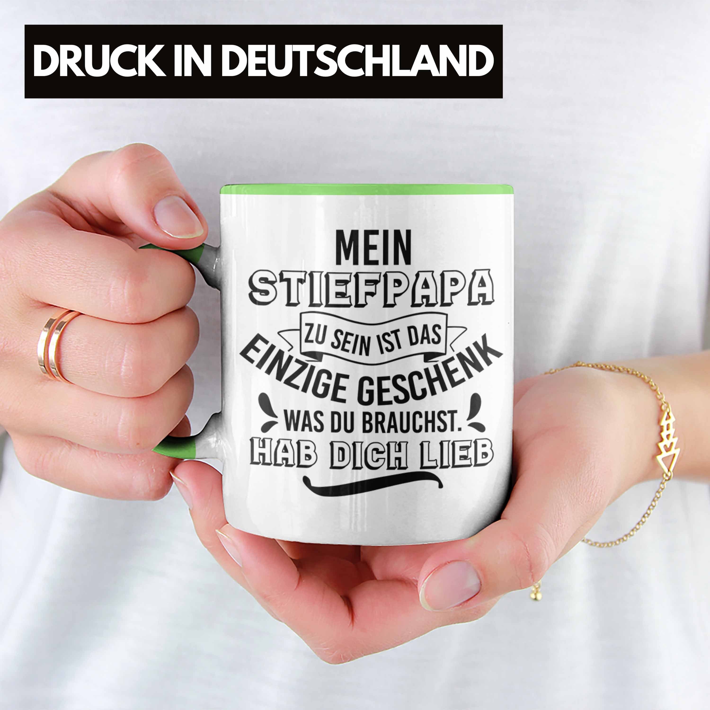 Trendation Tasse Trendation - Geburtstag Grün Geschenk Stiefpapa Tasse Lustige Stiefvater Geburtstagsgeschenk Sprüche Spruch Geschenk