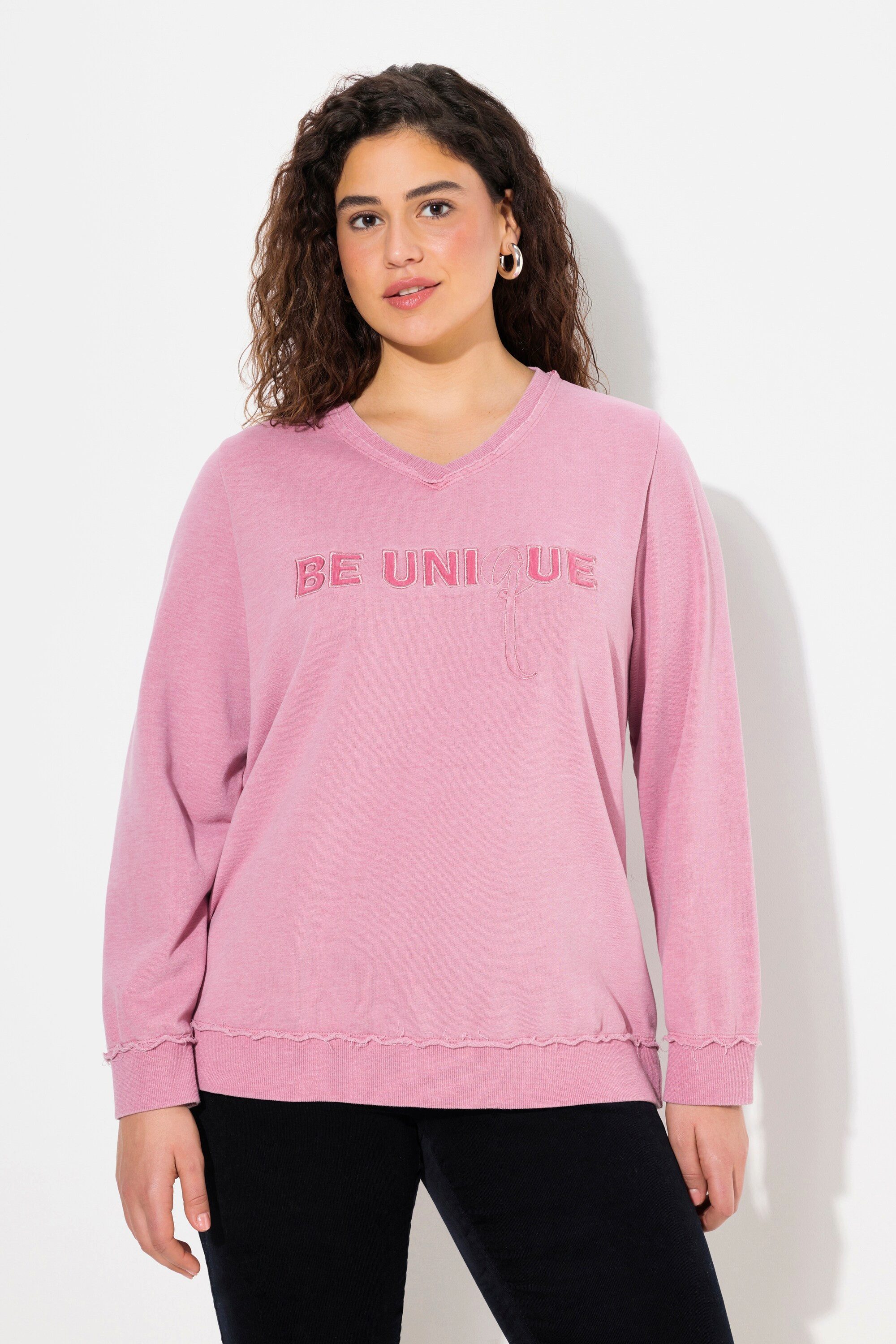 Ulla Popken Sweatshirt Sweat-Pullover Schriftzug V-Ausschnitt günstig online kaufen