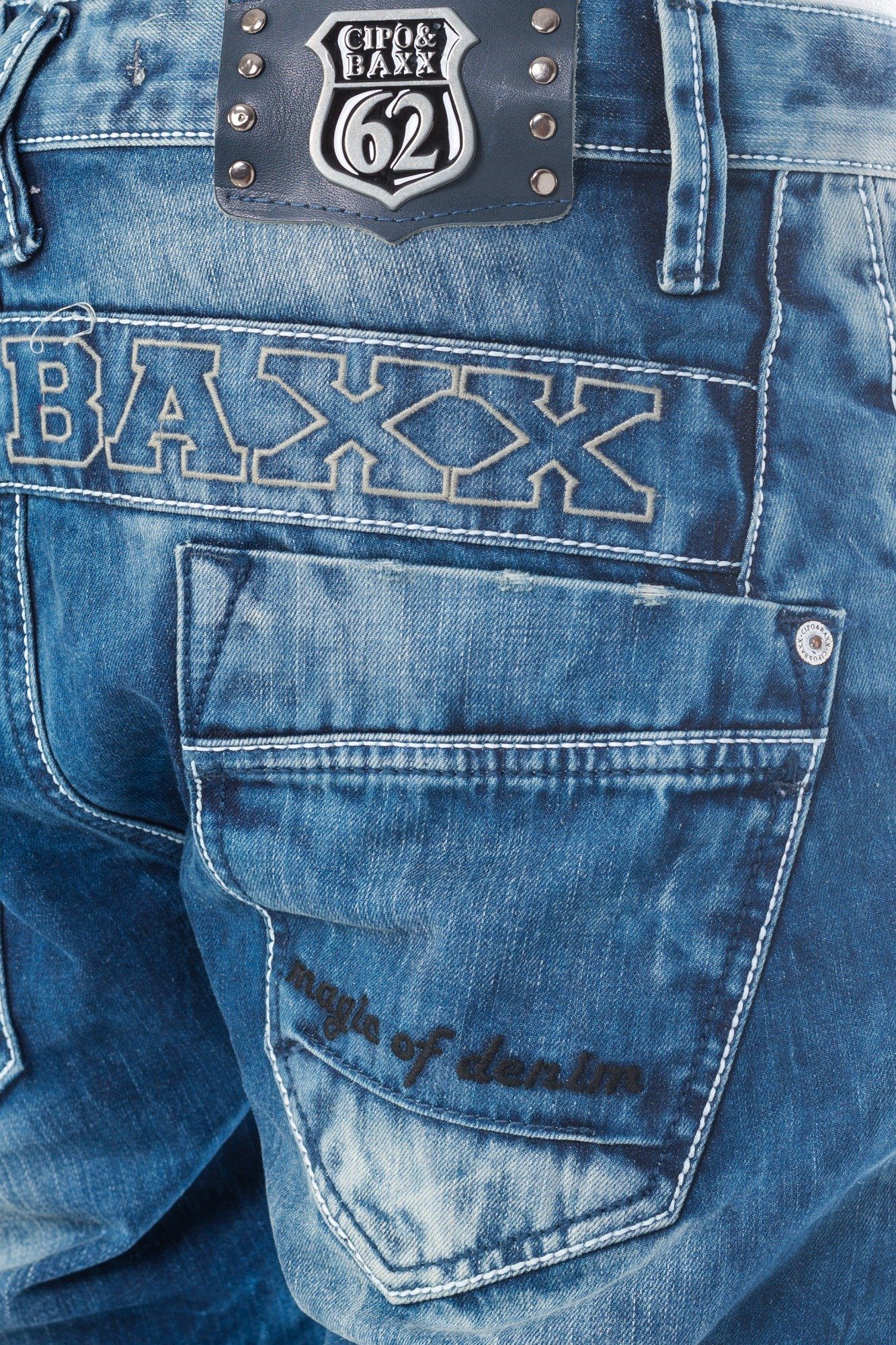 Herren Jeans Baxx ausgfallenem Cipo Nahtdesign mit Label & Regular-fit-Jeans Hose Nahtschrift