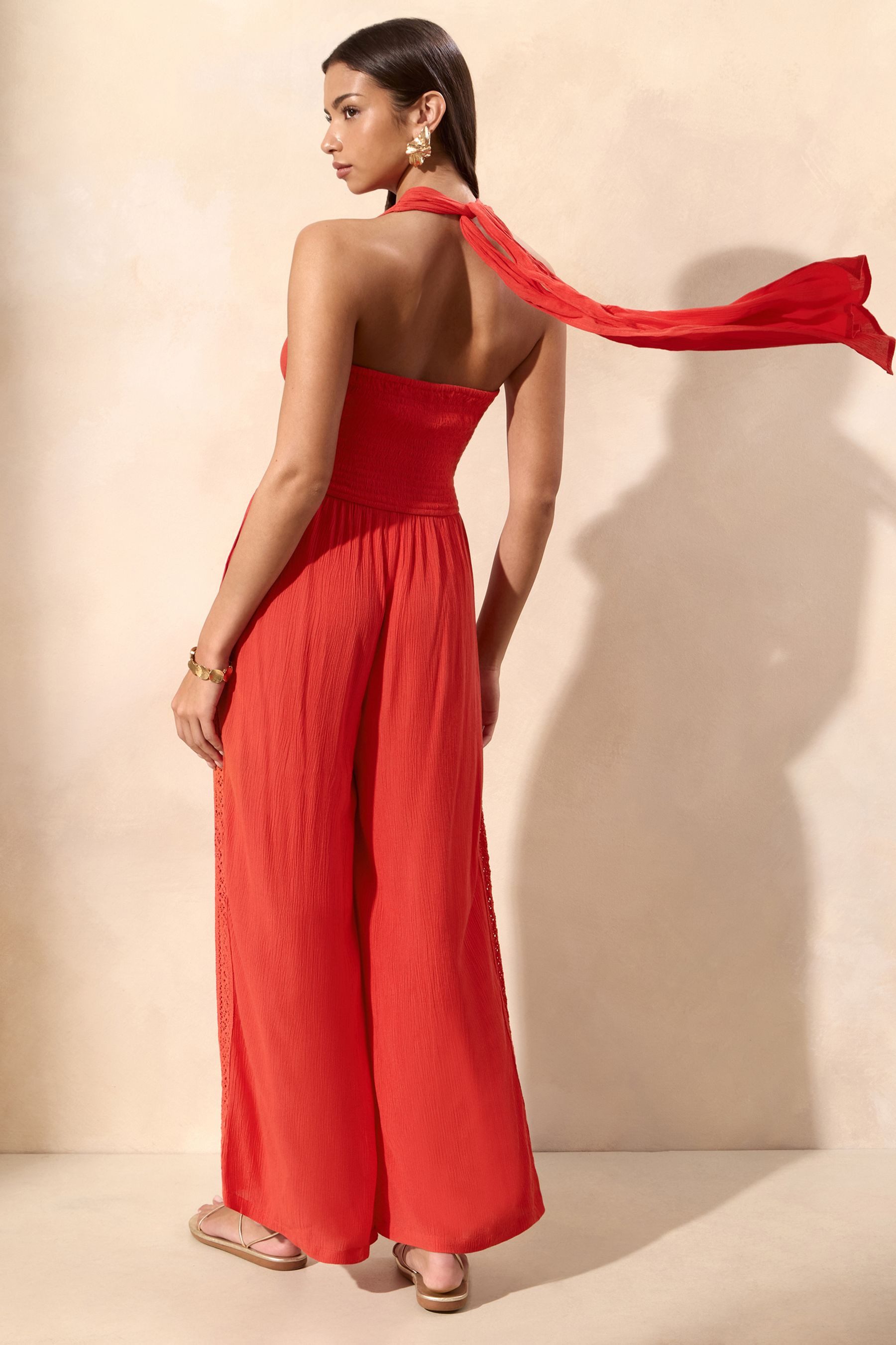 LIPSY Jumpsuit Lipsy Jumpsuit mit Neckholder und Bindeband (1-tlg)