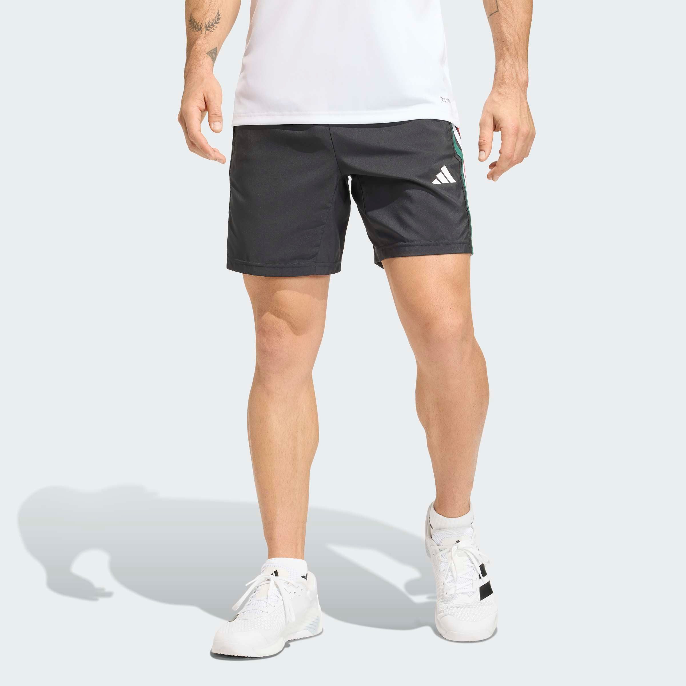 adidas Performance Shorts WORKOUT ESSENTIALS 3-STREIFEN, GEWEBT