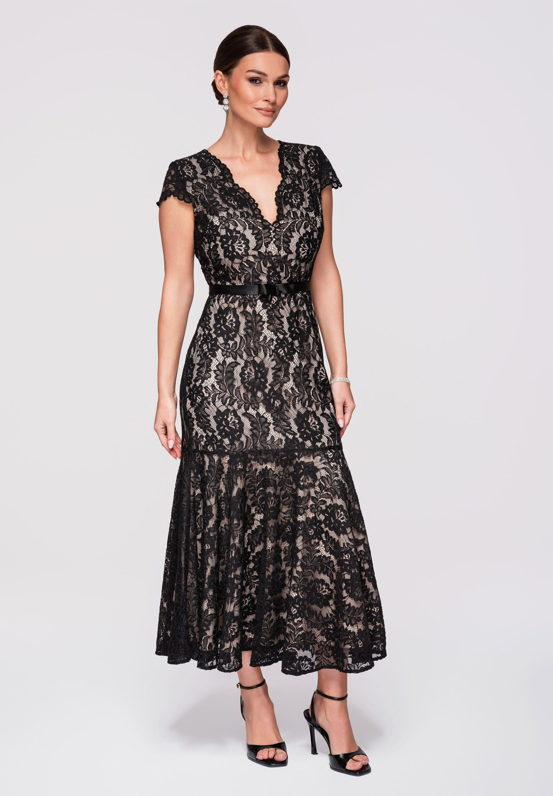 OMBRE Abendkleid Santi – Midi Evening Dress with Lace Detail Bindegürtel in der Taille