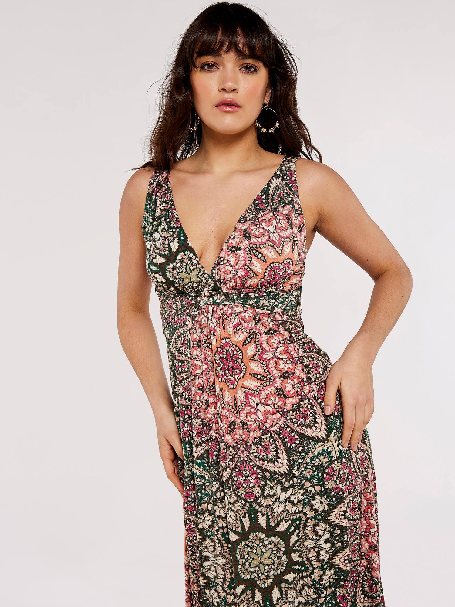 Apricot Maxikleid Maxikleid mit Taillenband und Mandalamuster günstig online kaufen