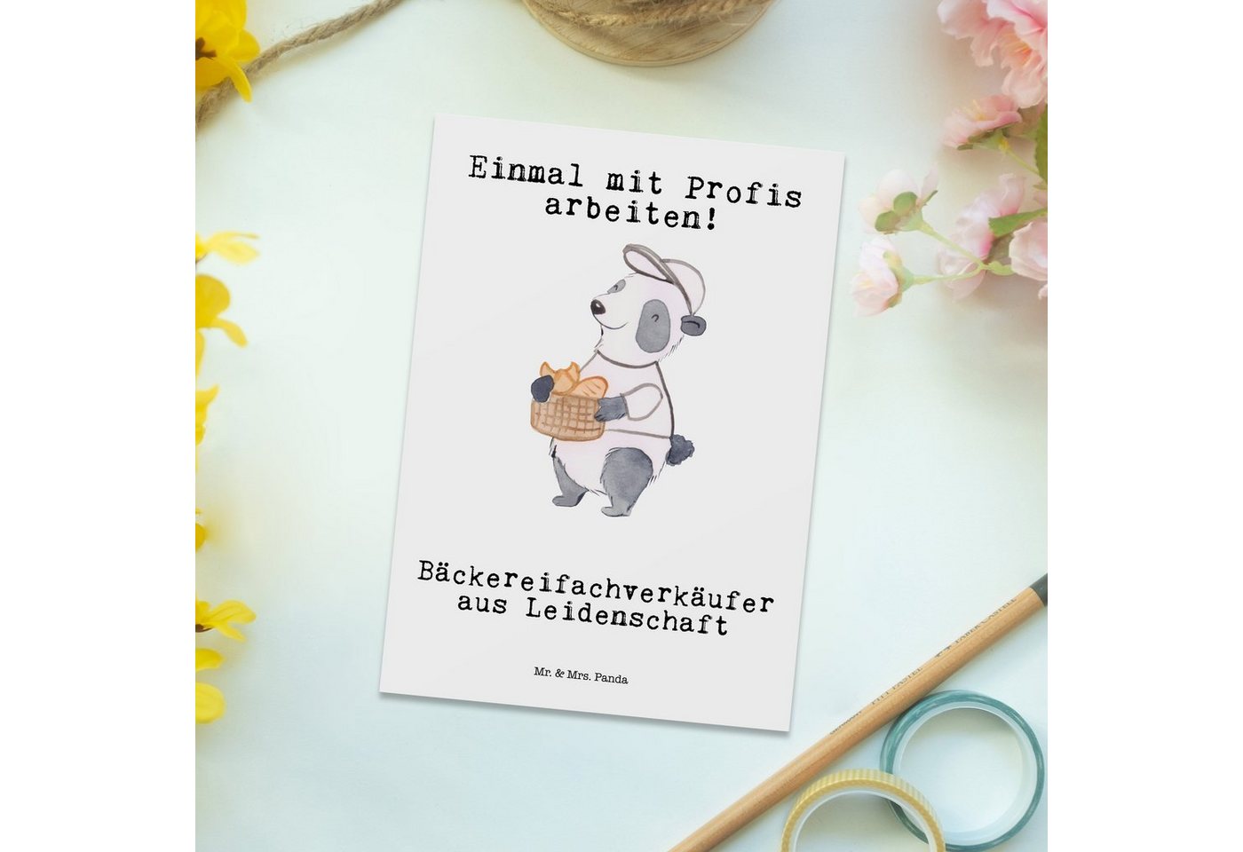 Thumbnail - Mr. & Mrs. Panda Postkarte Bäckereifachverkäufer Leidenschaft - Weiß - Geschenk, Dankeschön, Bäc, Lustige Sprüche