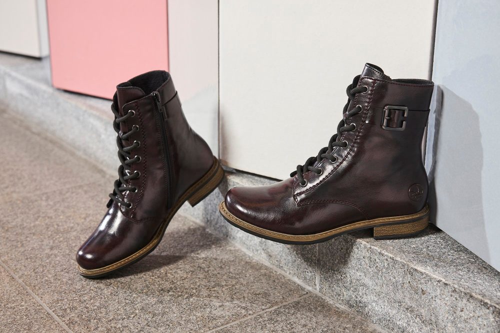 Rieker Schnürstiefelette Schnürboots, Blockabsatz, mit Reißverschluss für leichtes Anziehen