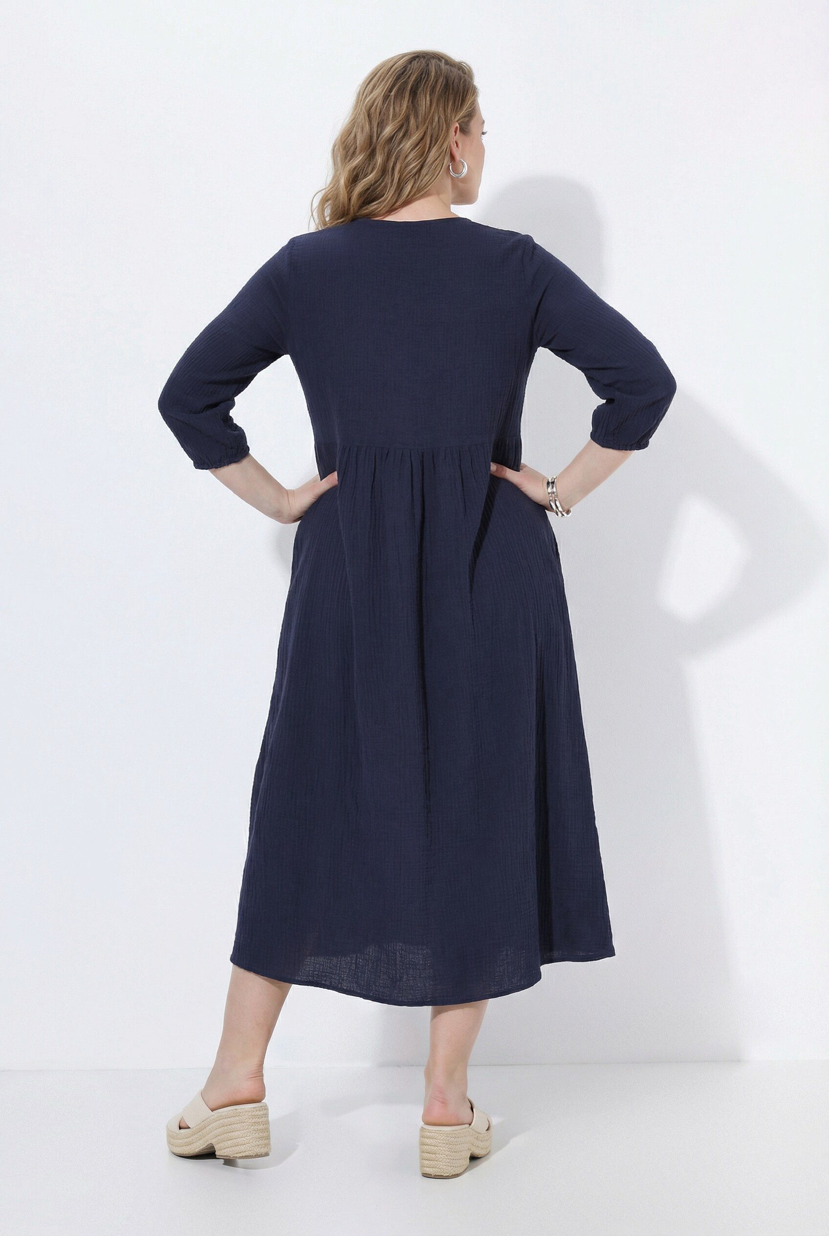 Ulla Popken Maxikleid Musselinkleid A-Linie V-Ausschnitt Langarm – Bild 3 von 4