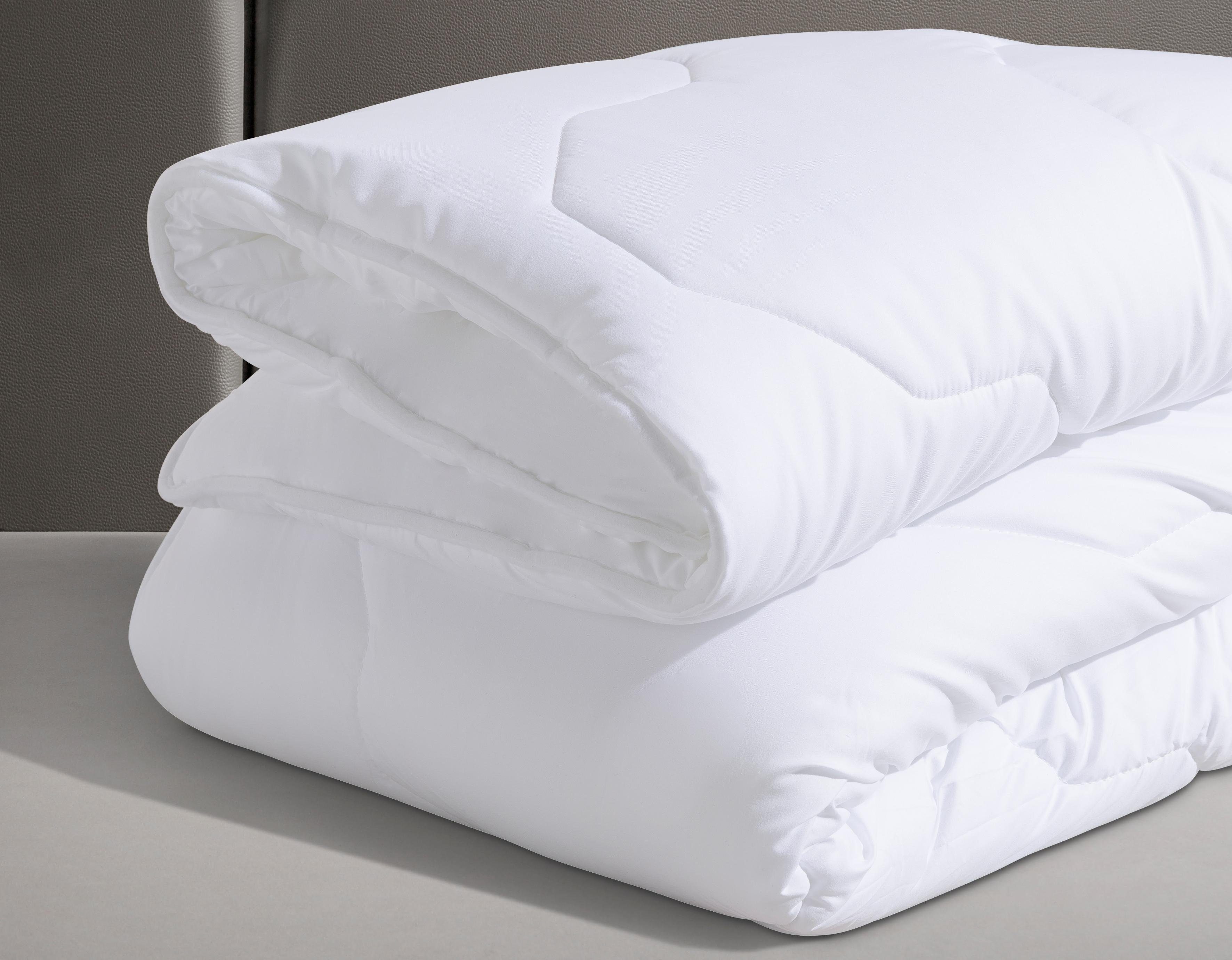 Beco Kunstfaserbettdecke Antibac, Füllung: 100% Polyester, Bezug: Microfaser, Ideal für Hausstauballergiker und Personen mit hohen Hygieneansprüchen