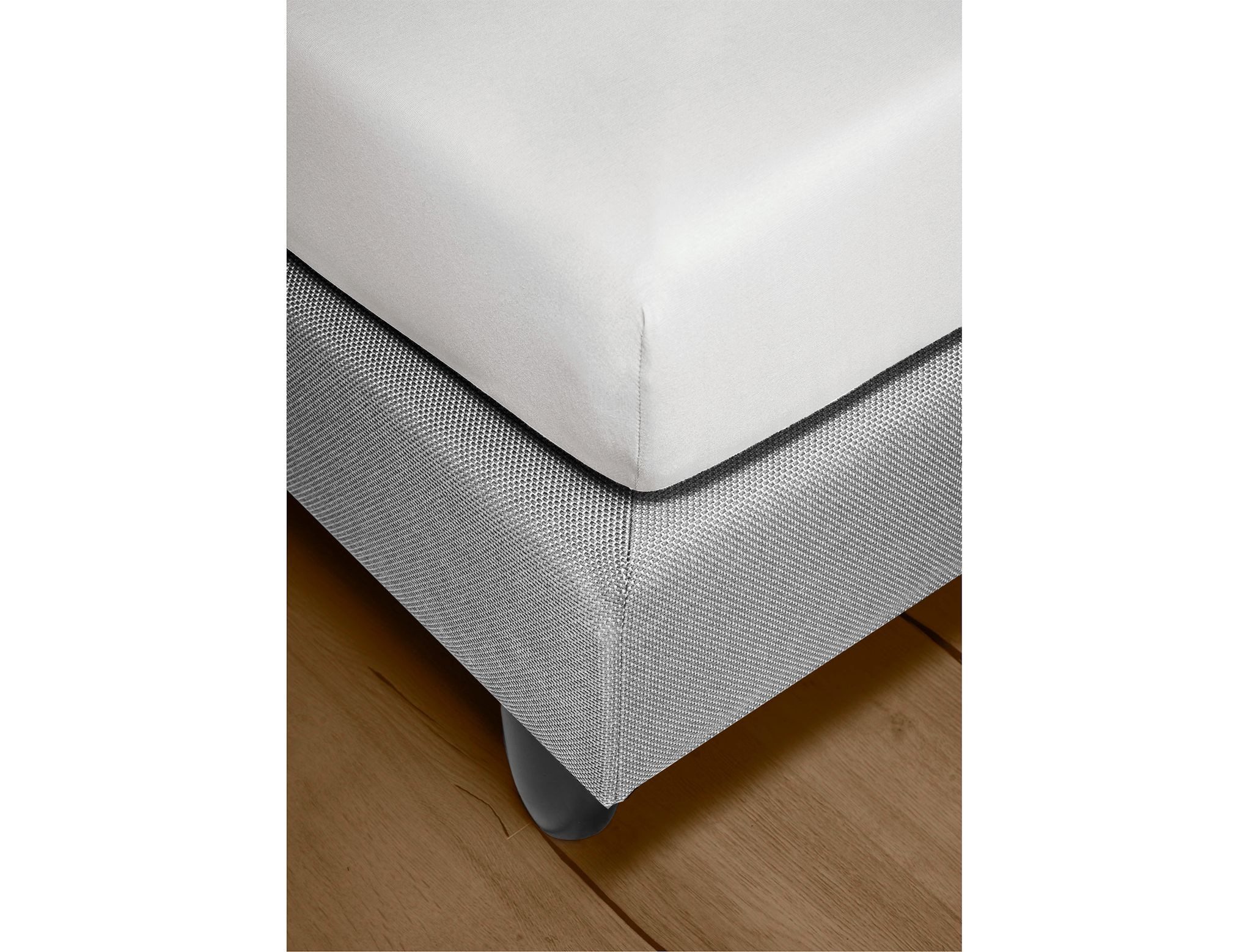 JACK Spannbettlaken JACK hochwertiges Laken Mako Satin Spannbetttuch Rundumgummi, Satin, Gummizug: Rundumgummizug, (1 Stück), 90-100 / 140-150 / 180-200 x 200 cm, Anthrazit, Silber, Taupe, Weiß