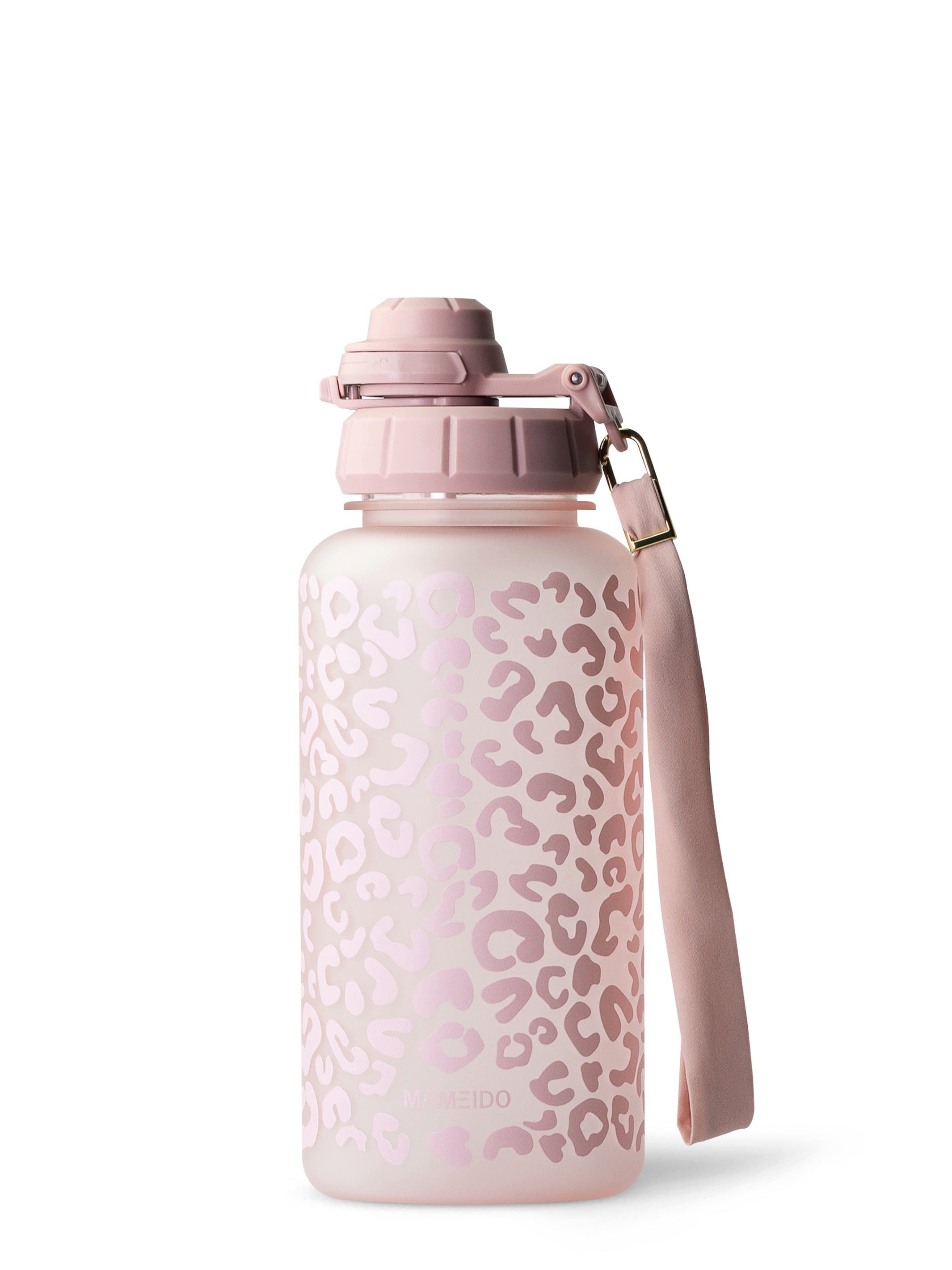 MAMEIDO Trinkflasche, mit 2-in-1 Deckel, Zeitmarkierung, Handschlaufe in 0,5l, 1l, 1,5l & 2l