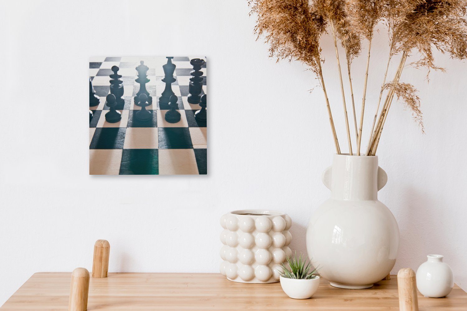 OneMillionCanvasses® Leinwandbild Die dem Wohnzimmer Brett, St), auf Schlafzimmer Schachfiguren Leinwand schwarzen Bilder (1 für
