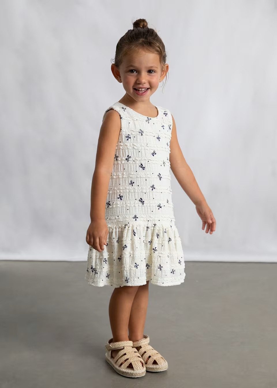 Mayoral Sommerkleid Mädchen Kleid bestickt Weiß mit Schleifen (394527)