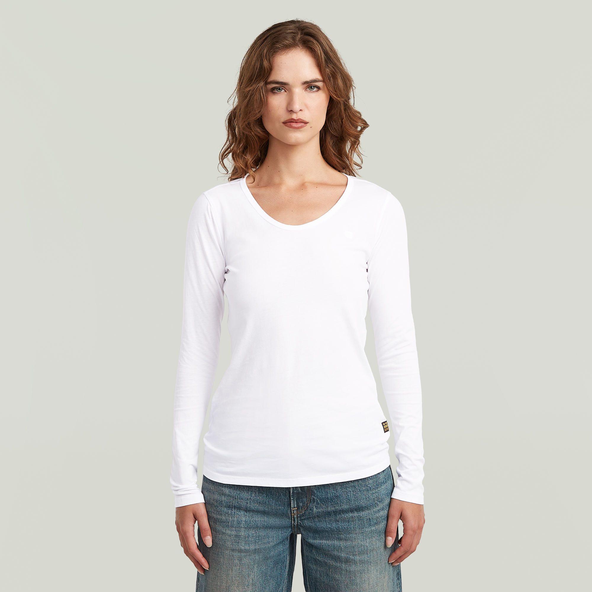 G-STAR Langarmshirt Core eyben slim u t wmn ls mit Label-Aufnäher, V-Ausschnitt
