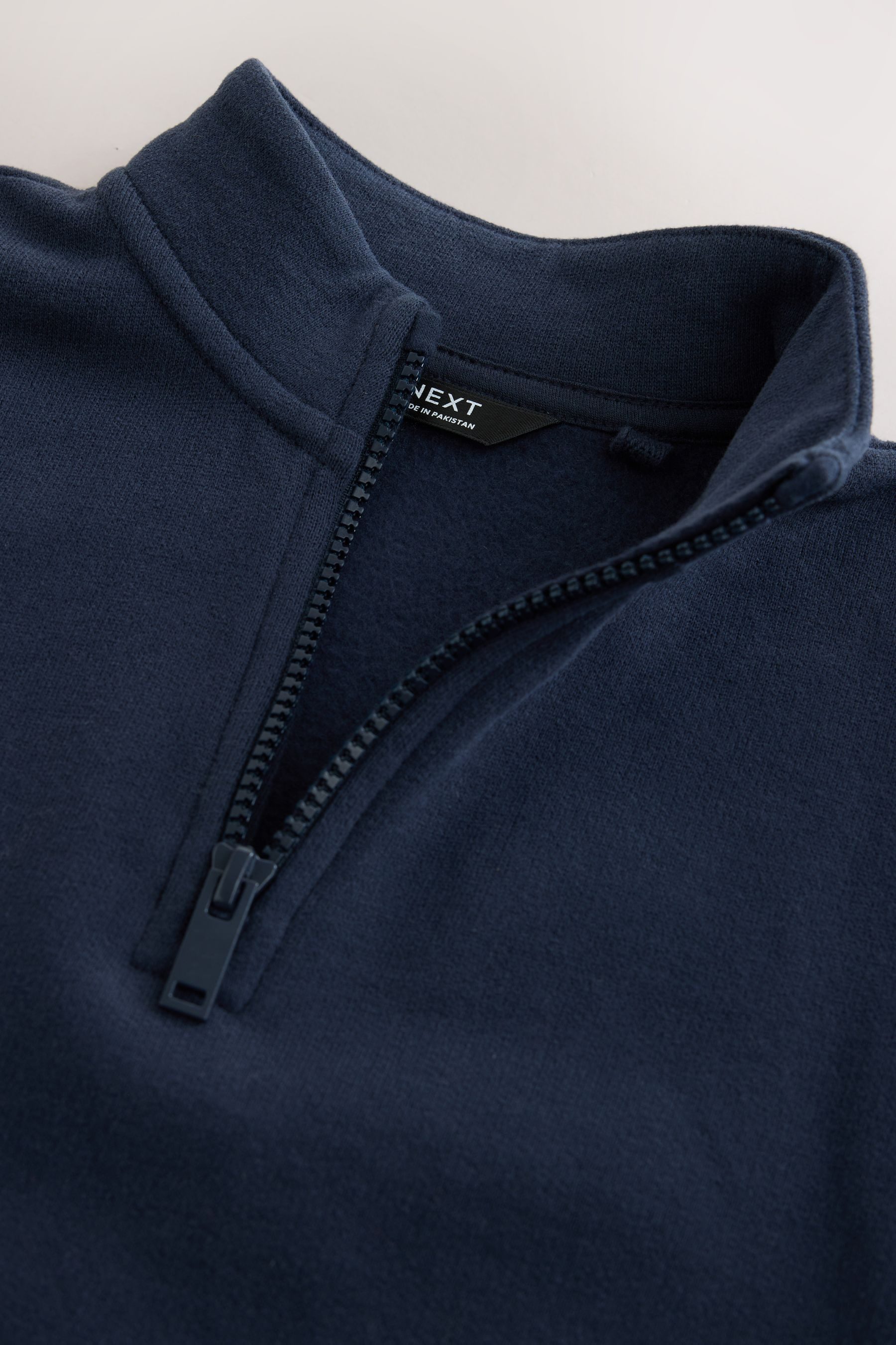 Next Sweater Weiches Sweat-Oberteil mit 1/2-Reißverschluss (1-tlg) – Bild 4 von 4