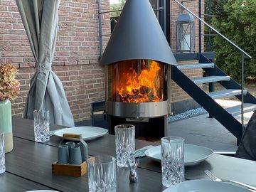 Firestar Gartenkamine Grillkamin FIRESTAR Grillkamin DN 700 SWING GLAS DESIGN Edelstahl hellgrau