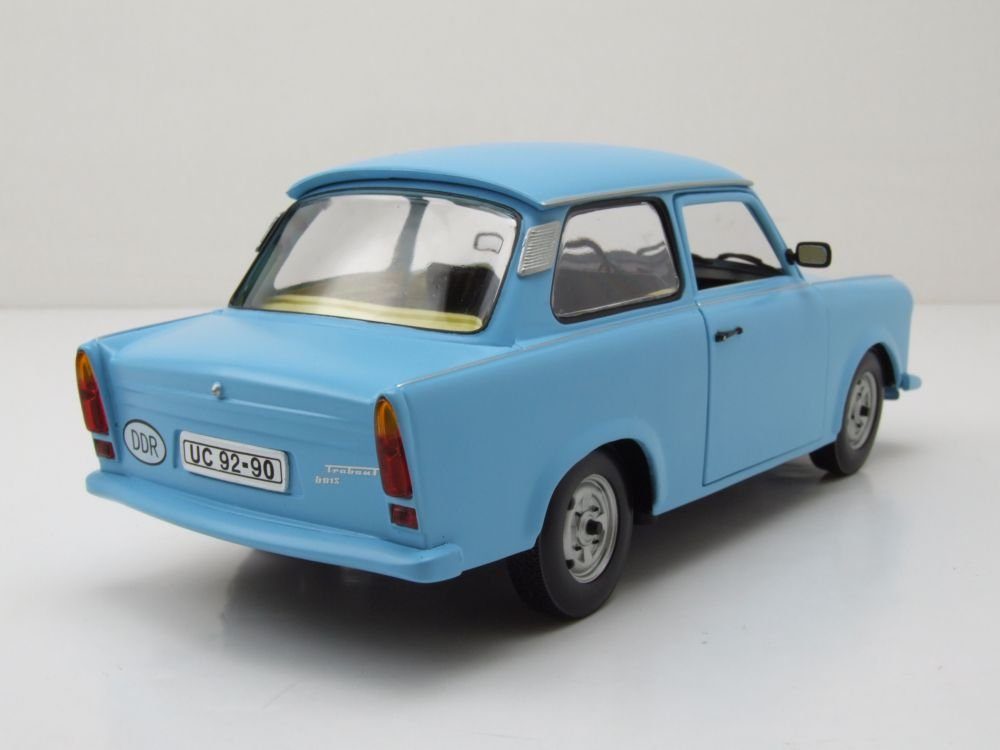 Sun Star Modellauto Trabant 601 hellblau, Maßstab 1:18