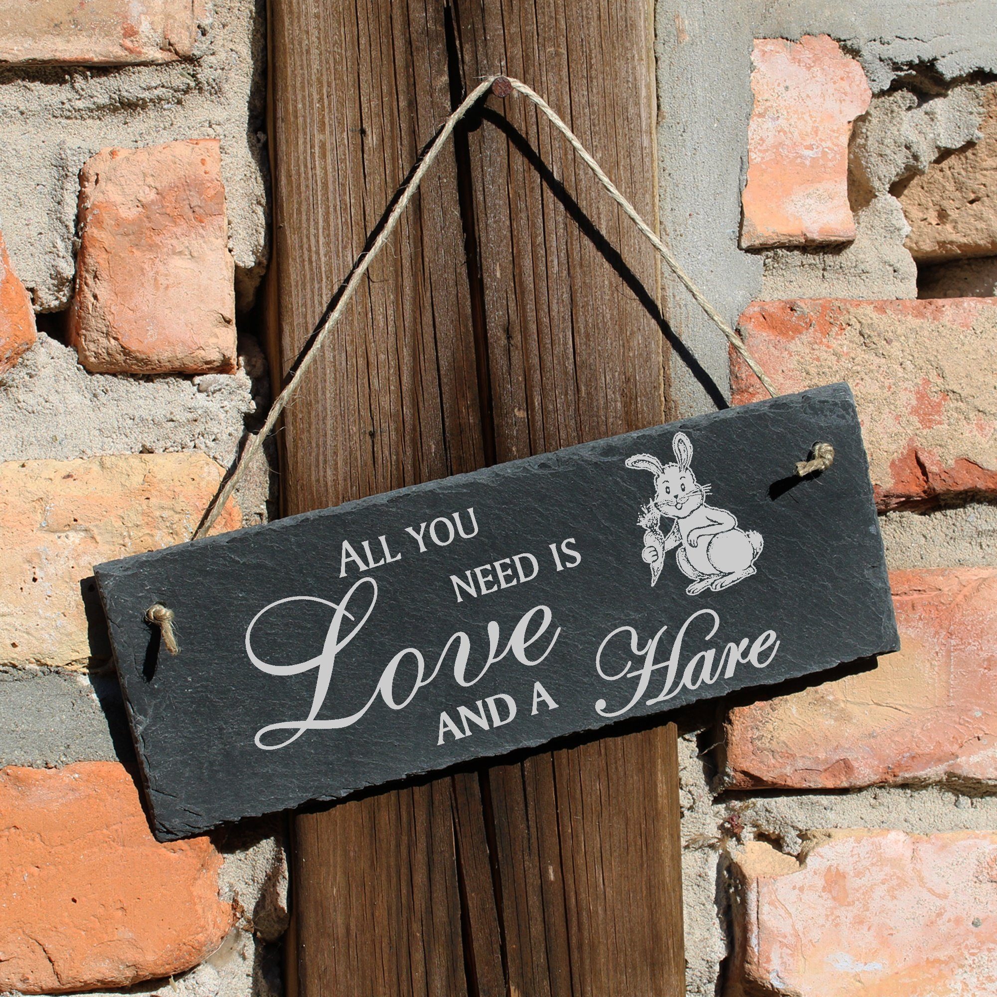 you mit and is Dekolando Hängedekoration Hase 22x8cm Möhre Love All Hare need a