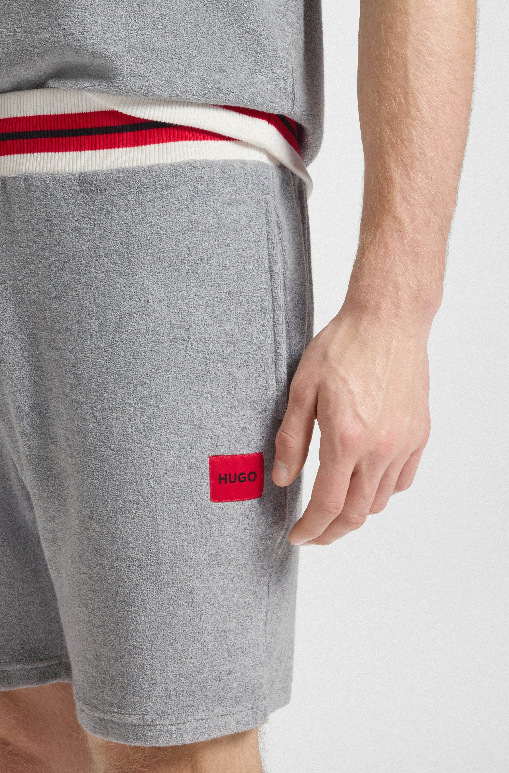 HUGO Sweatshorts JAXON kontrastfarbene Details, Tunnelzug günstig online kaufen