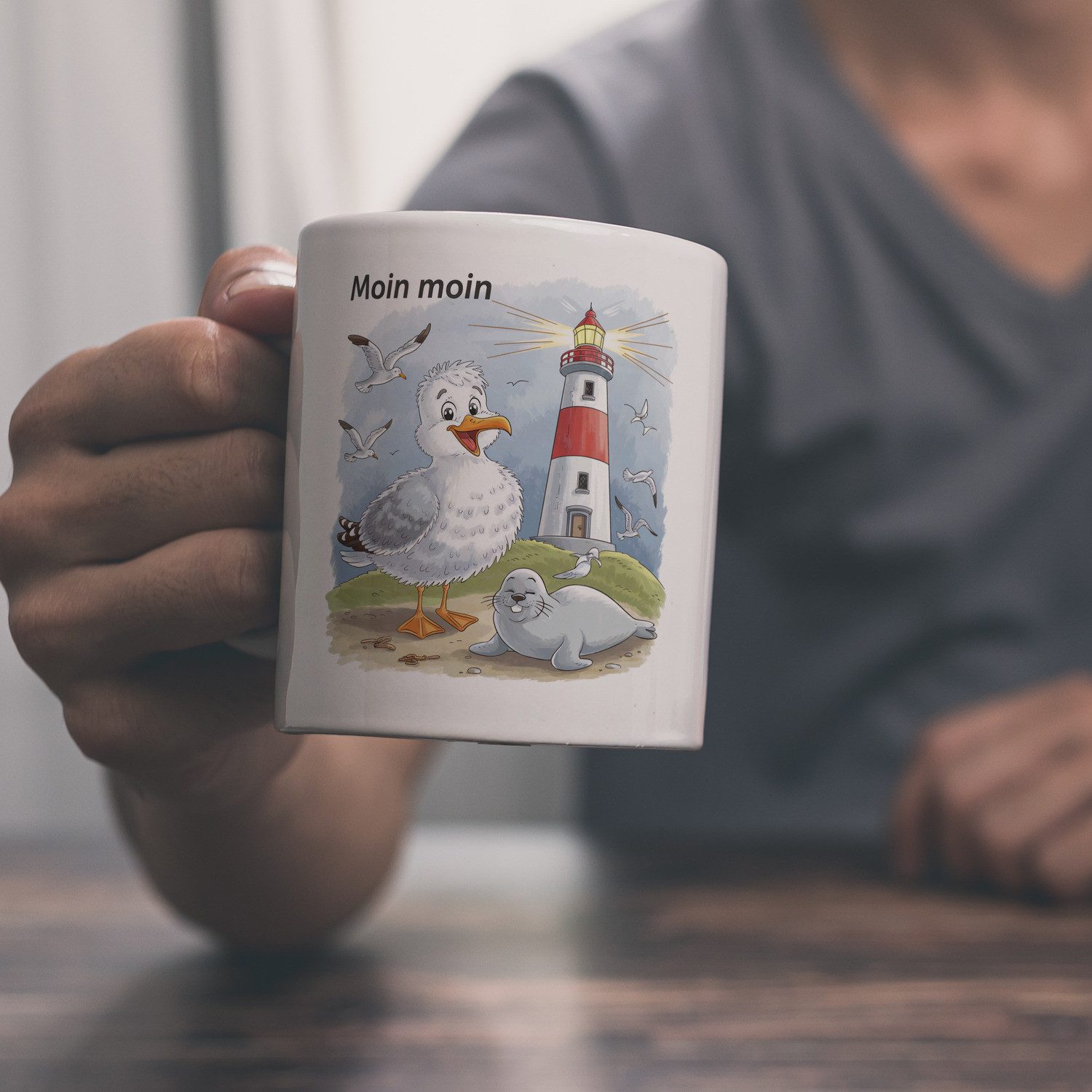 speecheese Tasse Fröhliche Möwe und Leuchtturm Kaffeebecher - MOIN MOIN – Bild 2 von 2