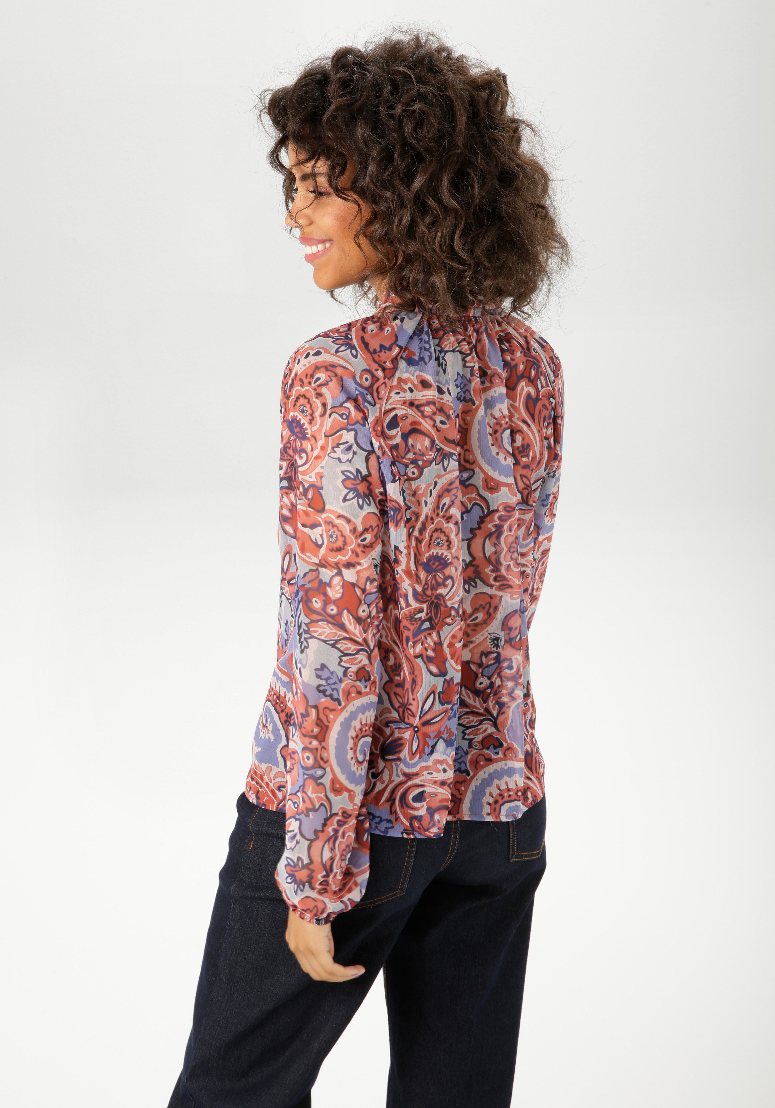 Aniston CASUAL Schlupfbluse mit extravagantem, großflächigen Paisley-Muster