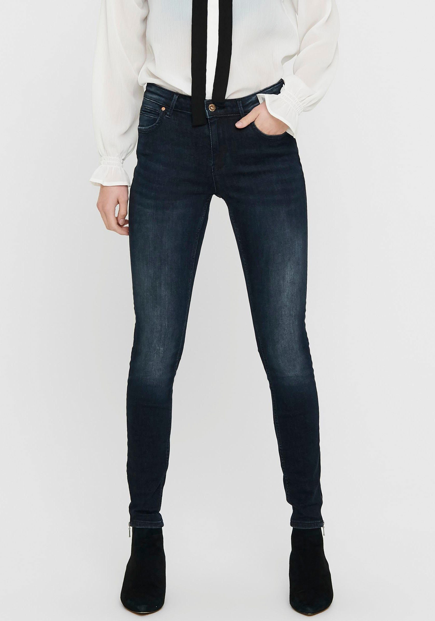 in cm ANKLE Saum, Zipper 84 Skinny-fit-Jeans LIFE ca. Innenbeinlänge: REG Größe S/34 SK am ONLKENDELL mit ONLY