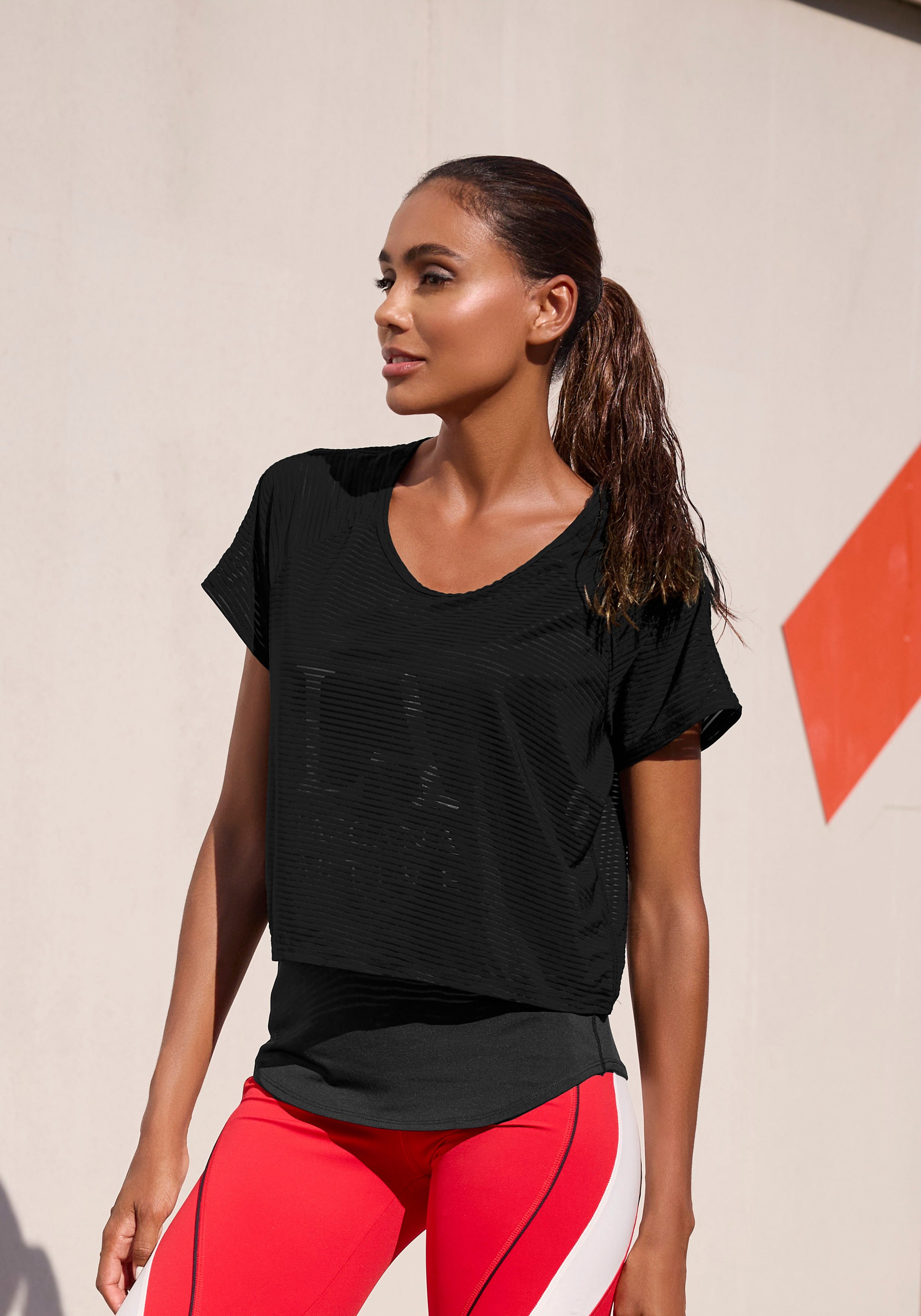 LASCANA ACTIVE Funktionsshirt 2 in 1 T-Shirt im Layer-Design