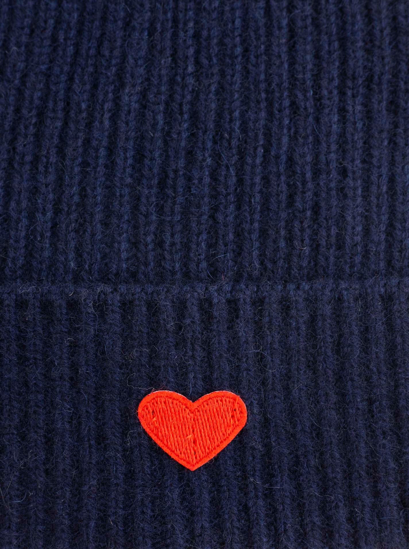 Zwillingsherz Beanie Beanie with Heart-Patch Rippstrick, mit breitem Umschlag, wärmend