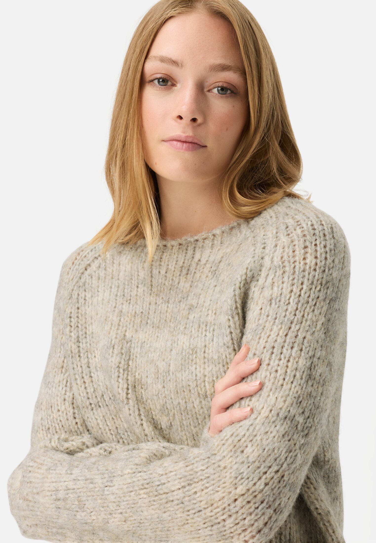 camel active Strickpullover Strickpullover mit Rundhalsausschnitt Langarm Markenlabel