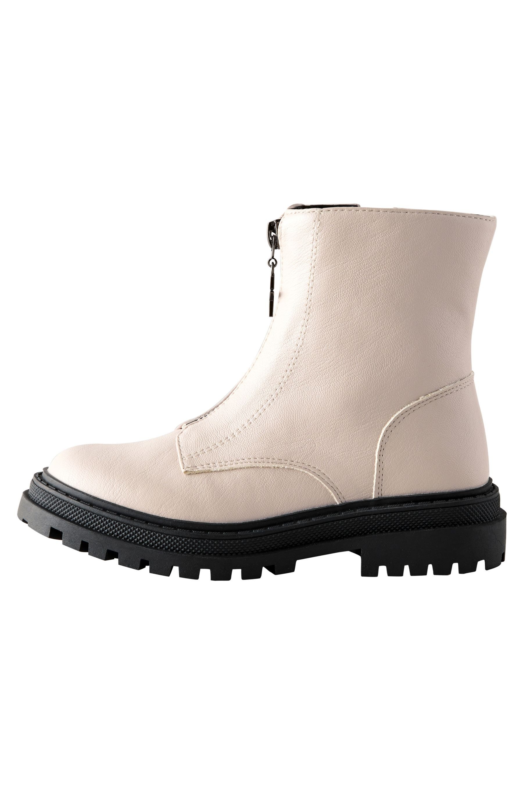 Next Stiefeletten mit RV vorne, weite Passform Stiefelette (1-tlg)