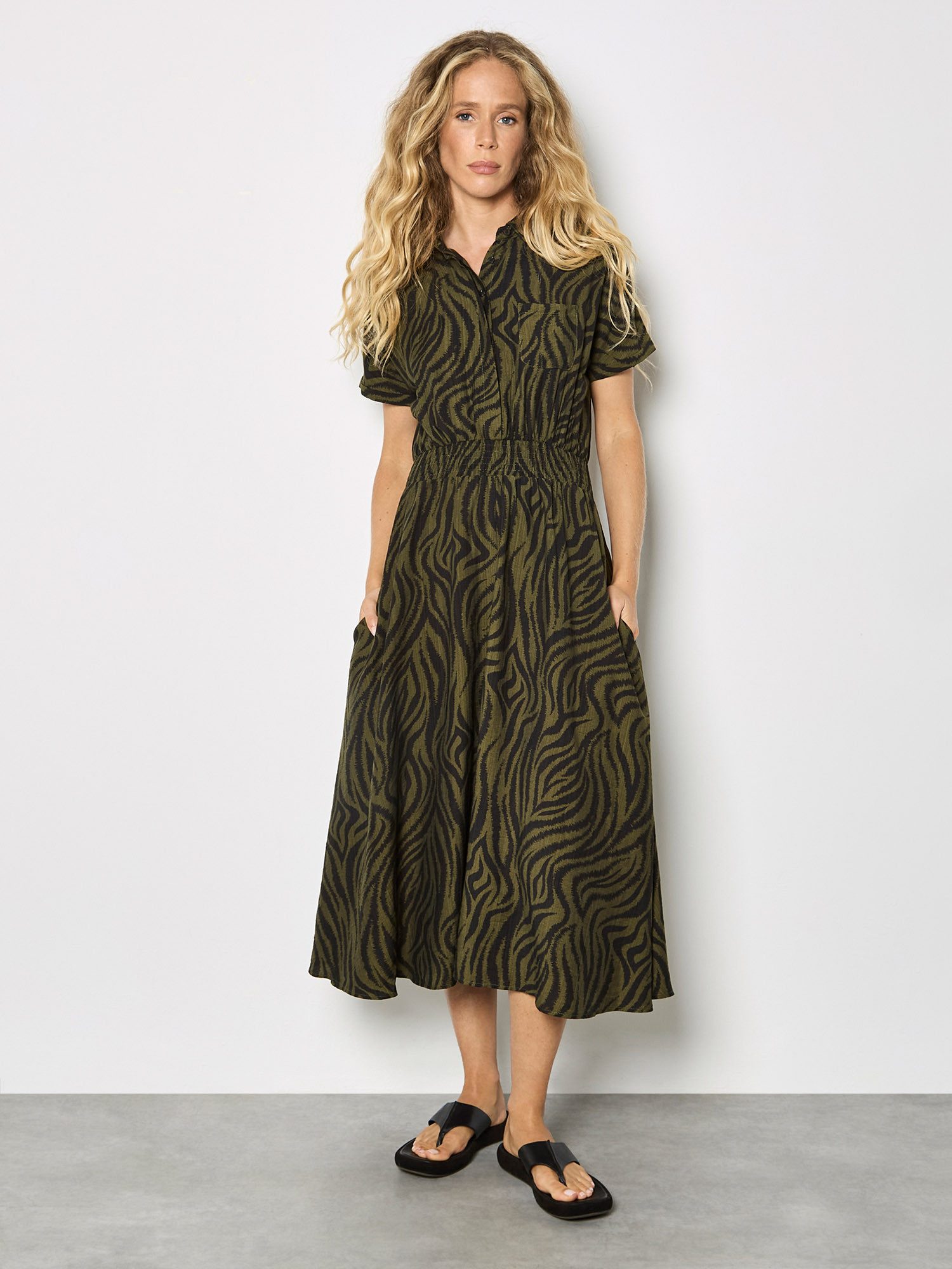 Apricot Midikleid Midikleid, mit Zebradruck günstig online kaufen