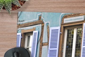 MuchoWow Gaming Mauspad Fröhlich dekorierte Fenster mit Fensterläden (1-St), Mousepad mit Rutschfester Unterseite, Gaming, 40x40 cm, XXL, Großes