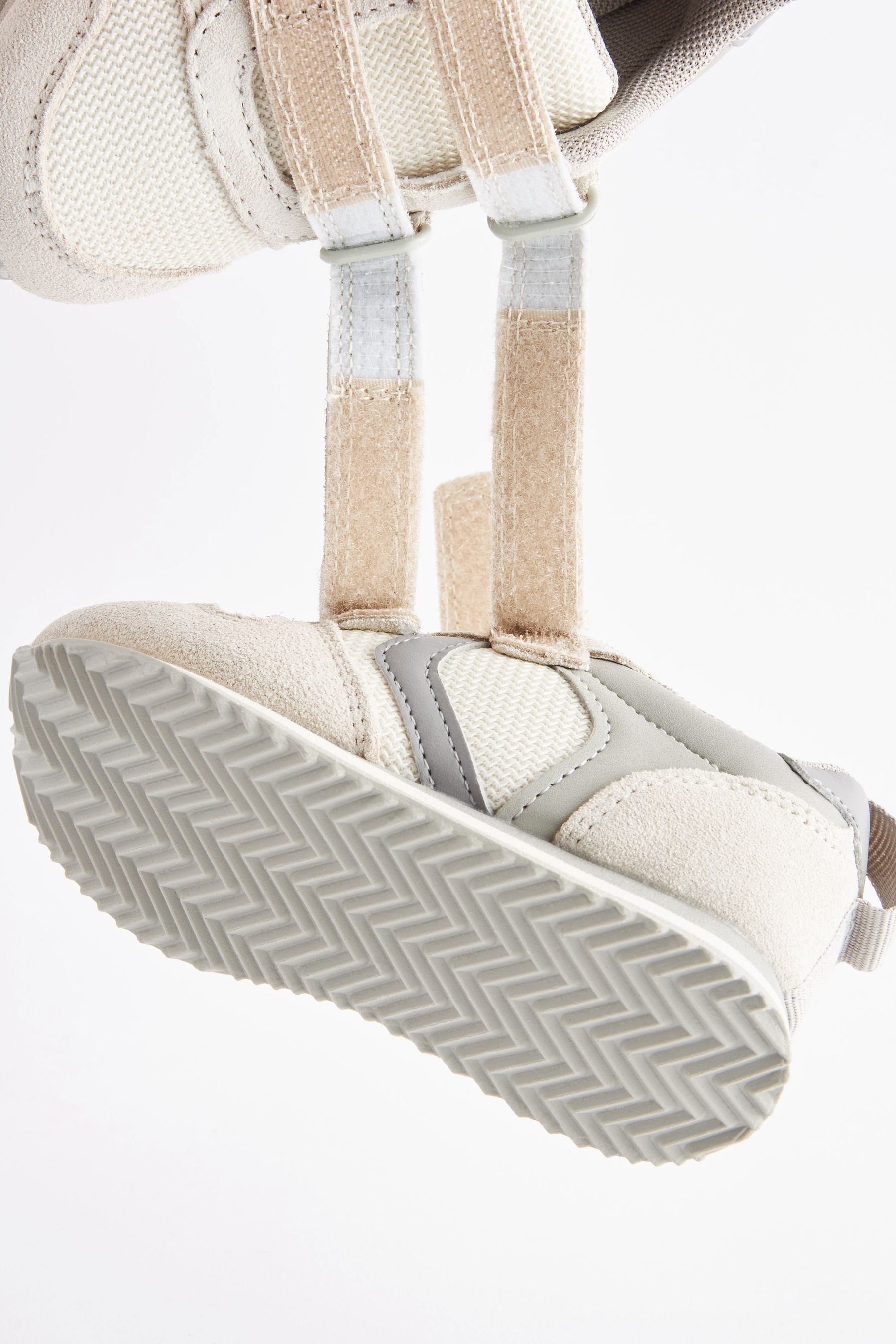 Next Klettverschluss zweifachem Sneaker (1-tlg) Sneaker Stone mit