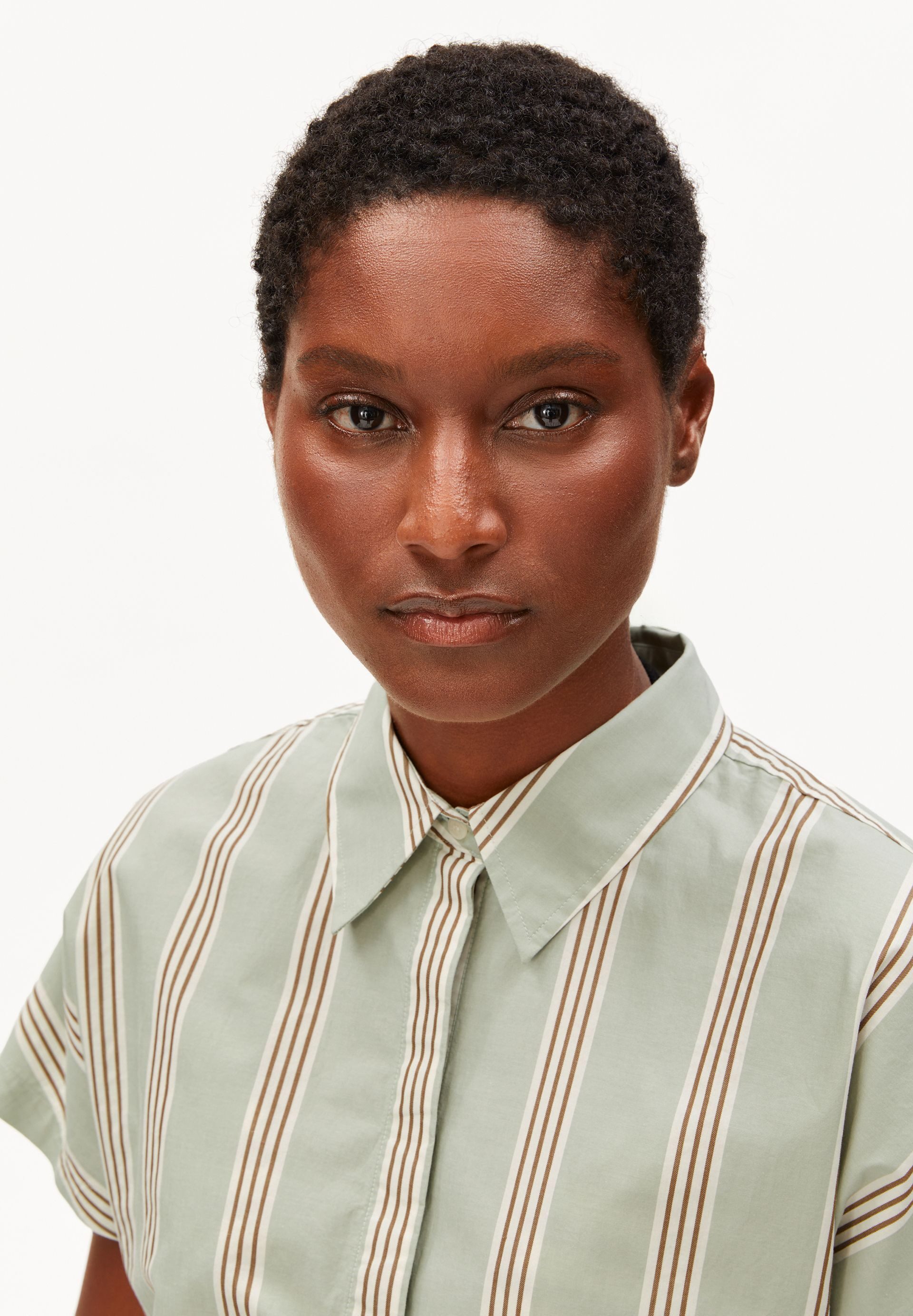 Armedangels Kurzarmbluse LARISAANA STRIPE Bluse aus 100% Bio-Baumwolle Relaxed Fit
