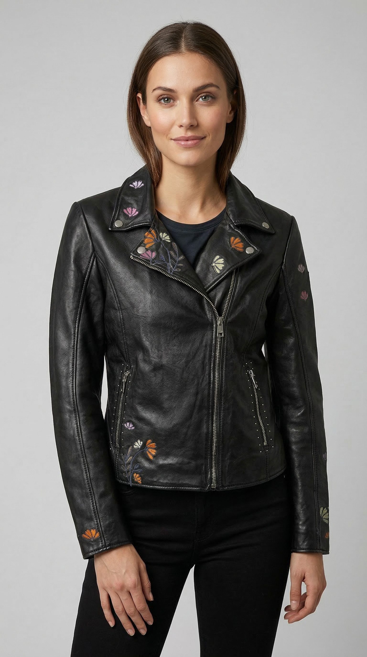 Mauritius Lederjacke MWFloral mit floralen Stickereien und Nietenbesatz
