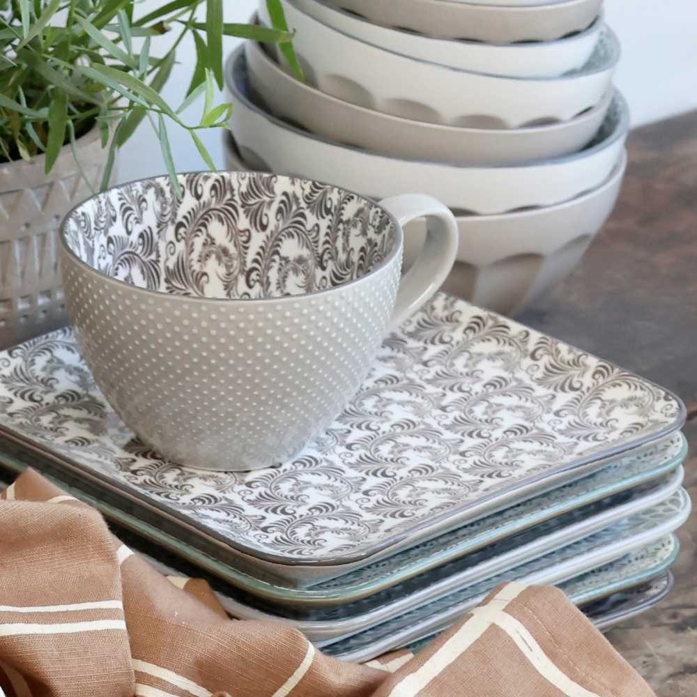 Chic Antique Becher Chic Antique Tasse ARÉS Grau Innenseite mit Muster in Mokka 470 ml