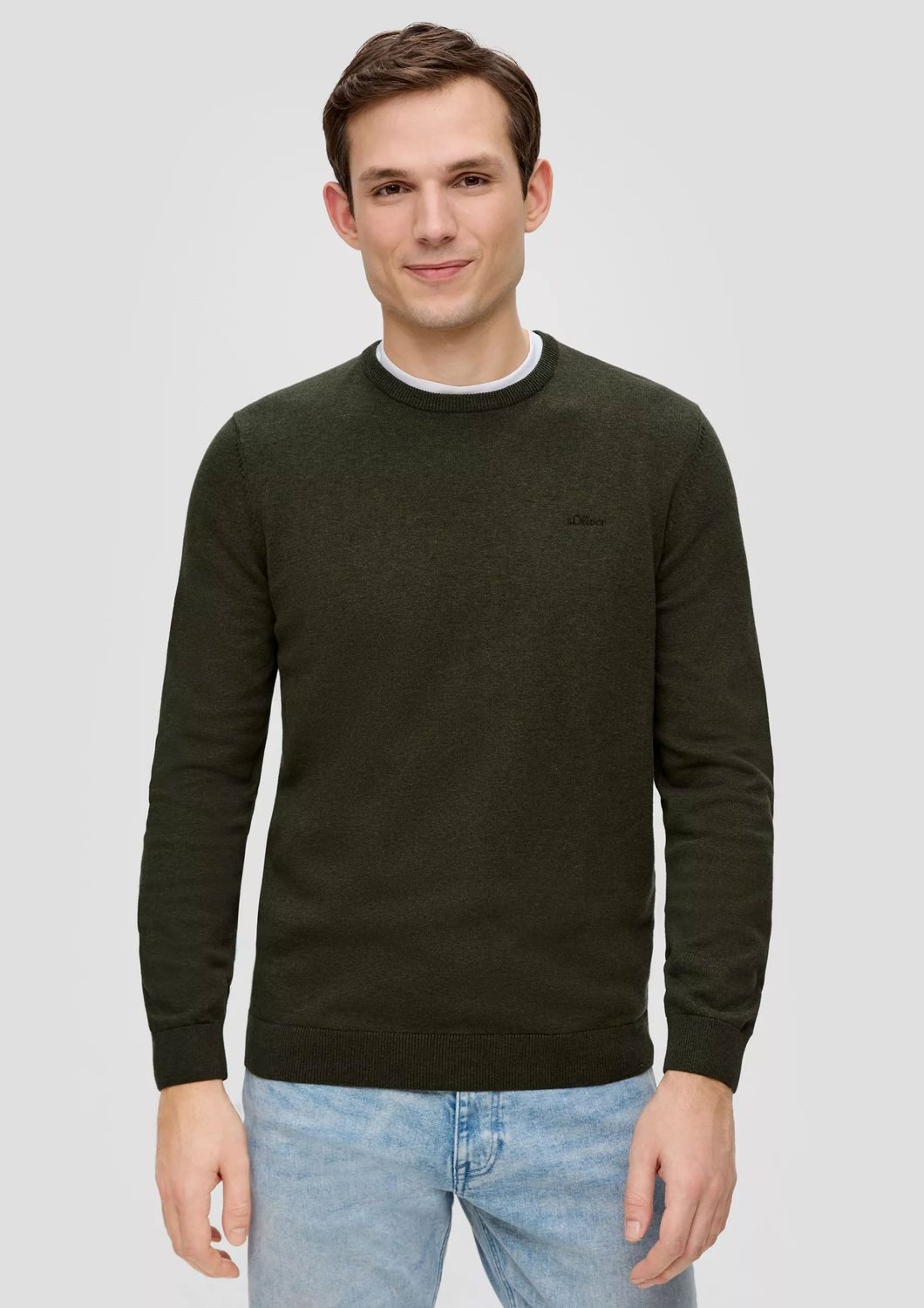 s.Oliver Rundhalspullover (1-tlg) mit gesticktem Logo, Crew-Neck (1 Stück)