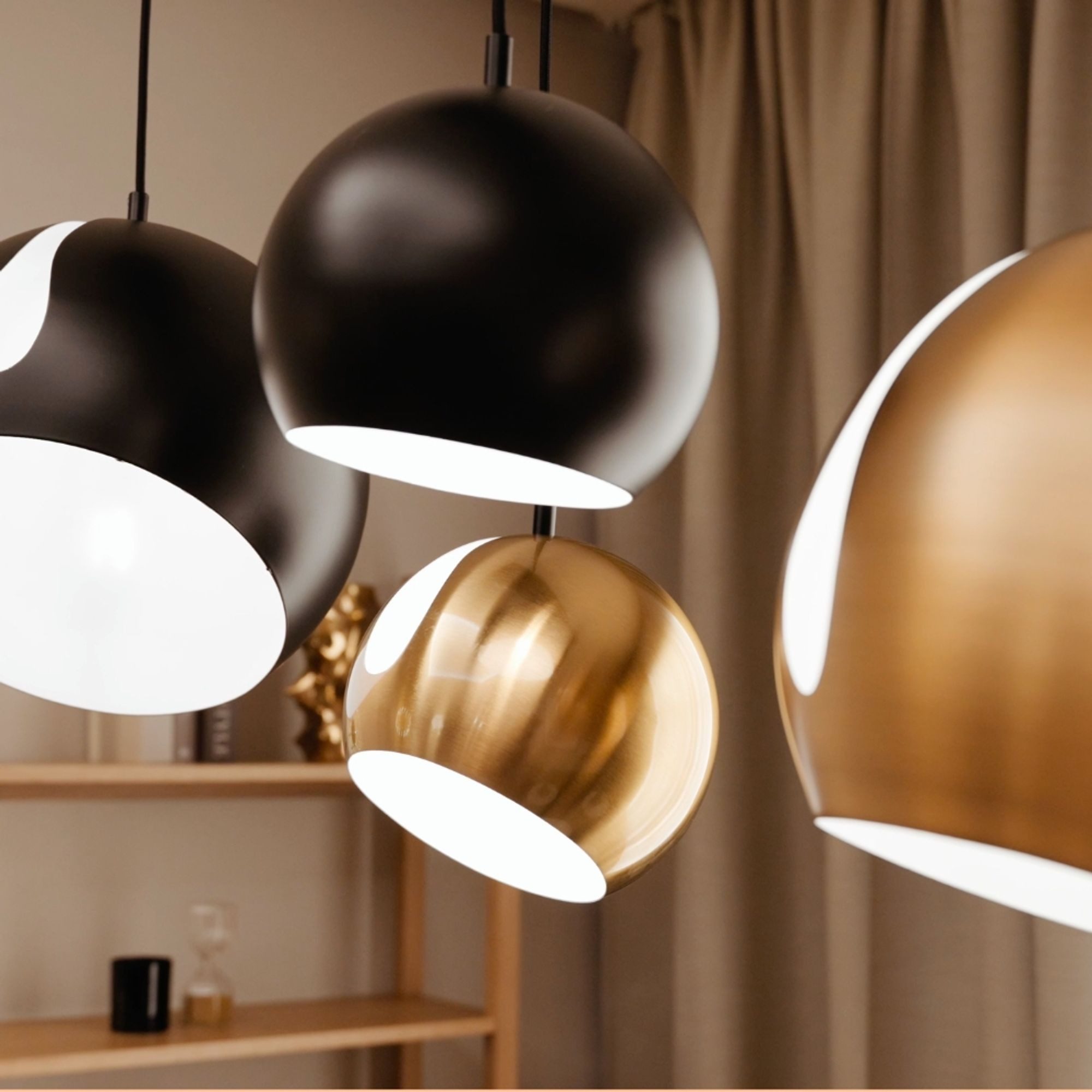 s.luce Pendelleuchte Ball Esstisch-Pendelleuchte 2-5-flammig Ø 20cm Balken 160cm Weiß