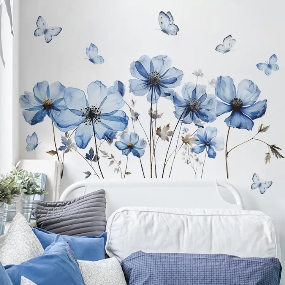 Montegoni Wandsticker Wandtattoo Blumen & Schmetterlinge Blau – Selbstklebend & Wasserdicht (Einzelstück, 1 Wandtattoo), Selbstklebend & Abnehmbar, Wasserdicht, Elegantes Blumen