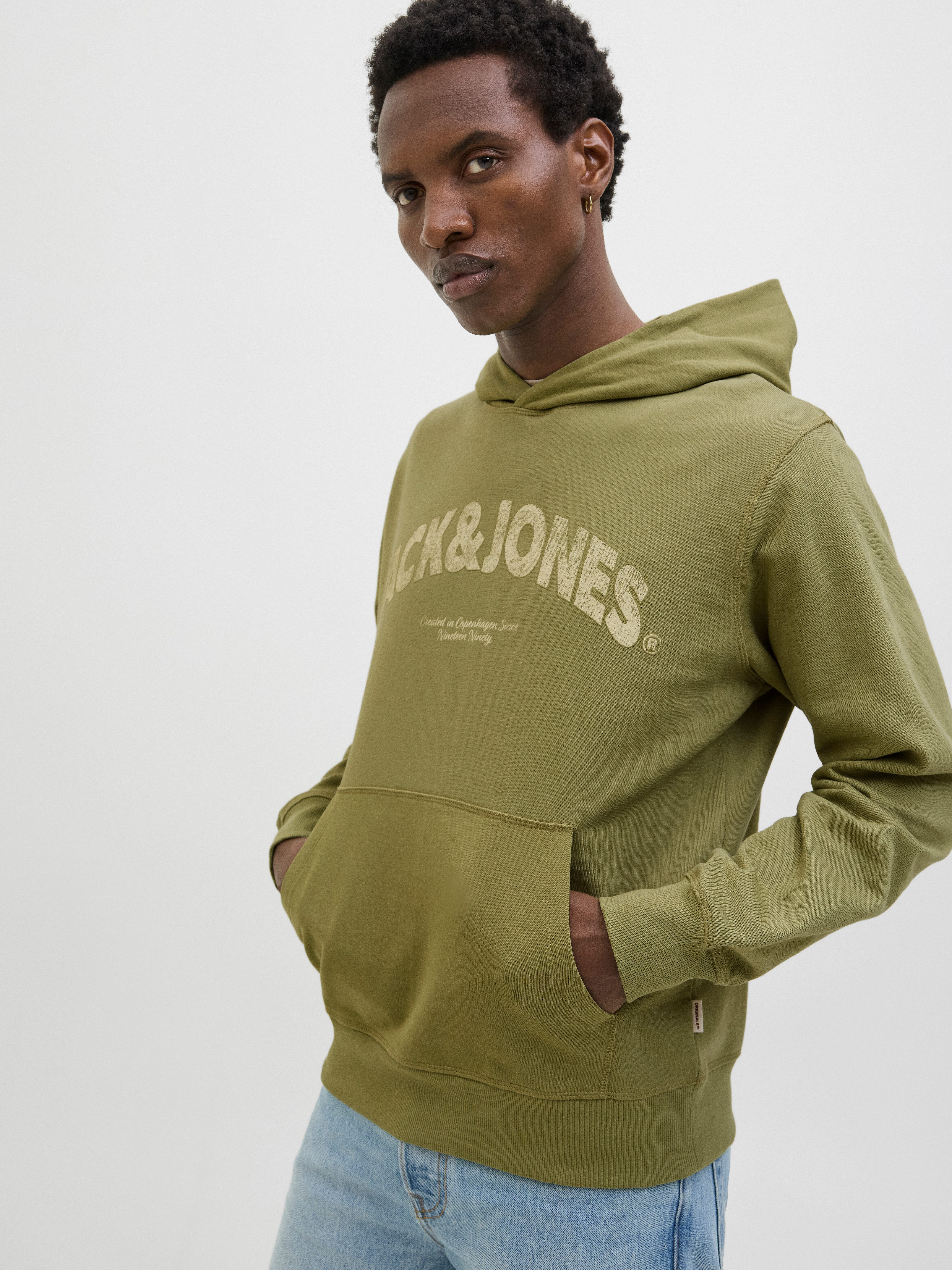 Jack & Jones Kapuzensweatshirt JORALMERIA SWEAT HOOD mit Logo Print günstig online kaufen