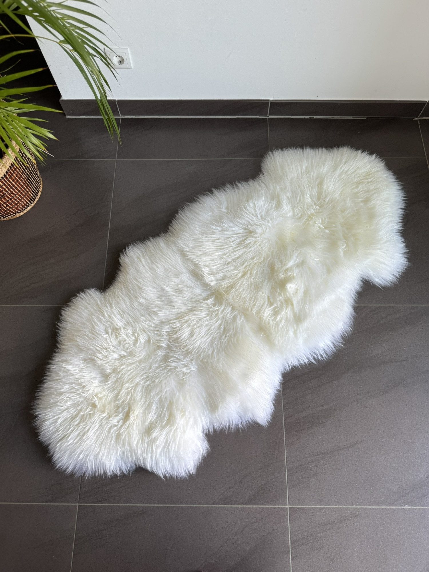 Kaiser Fellteppich Dekofell aus 1,5 Fellen HEAD ca. 135 x 60 cm
