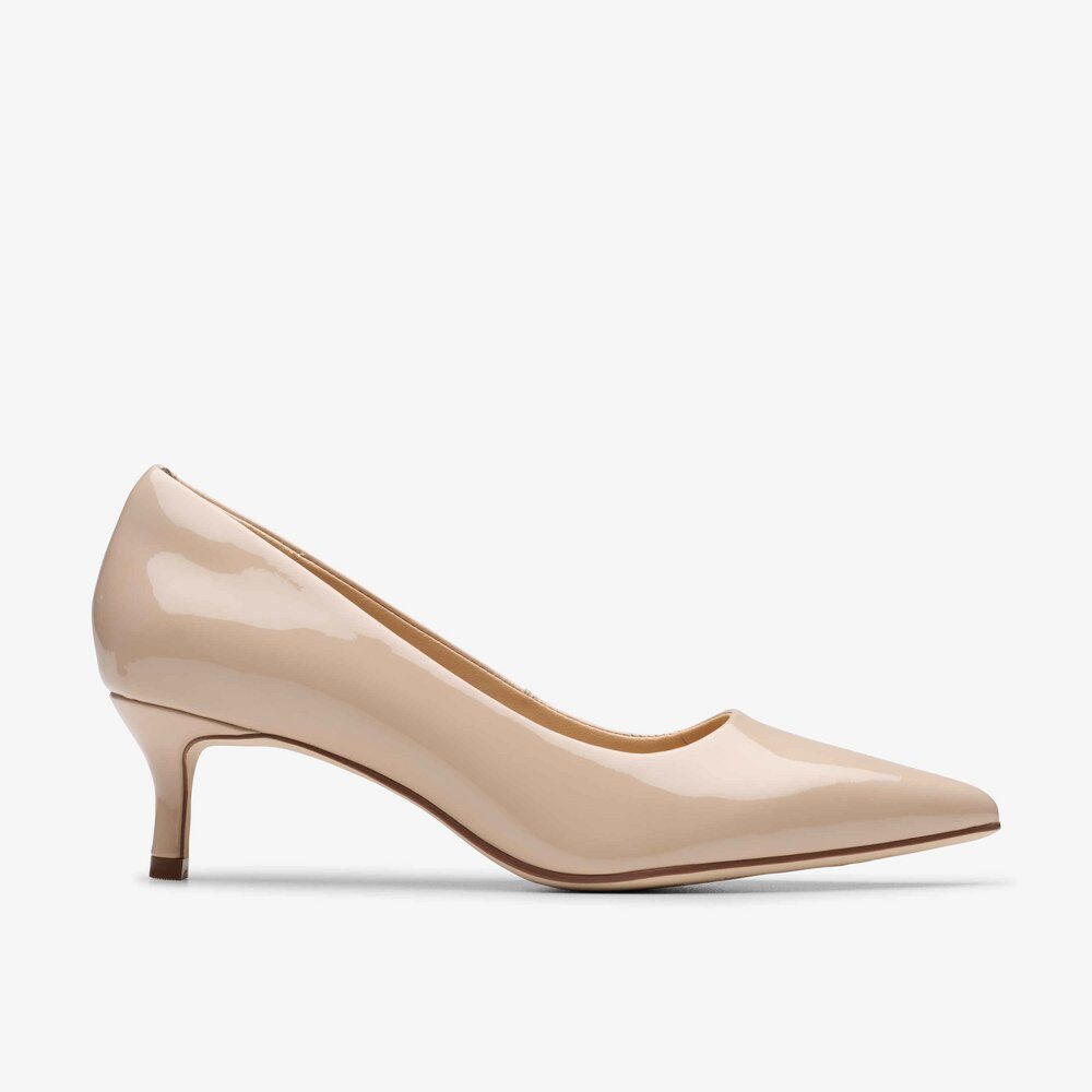 Clarks Clarks - Zarey Court Sand Patent - Beige Ballerina