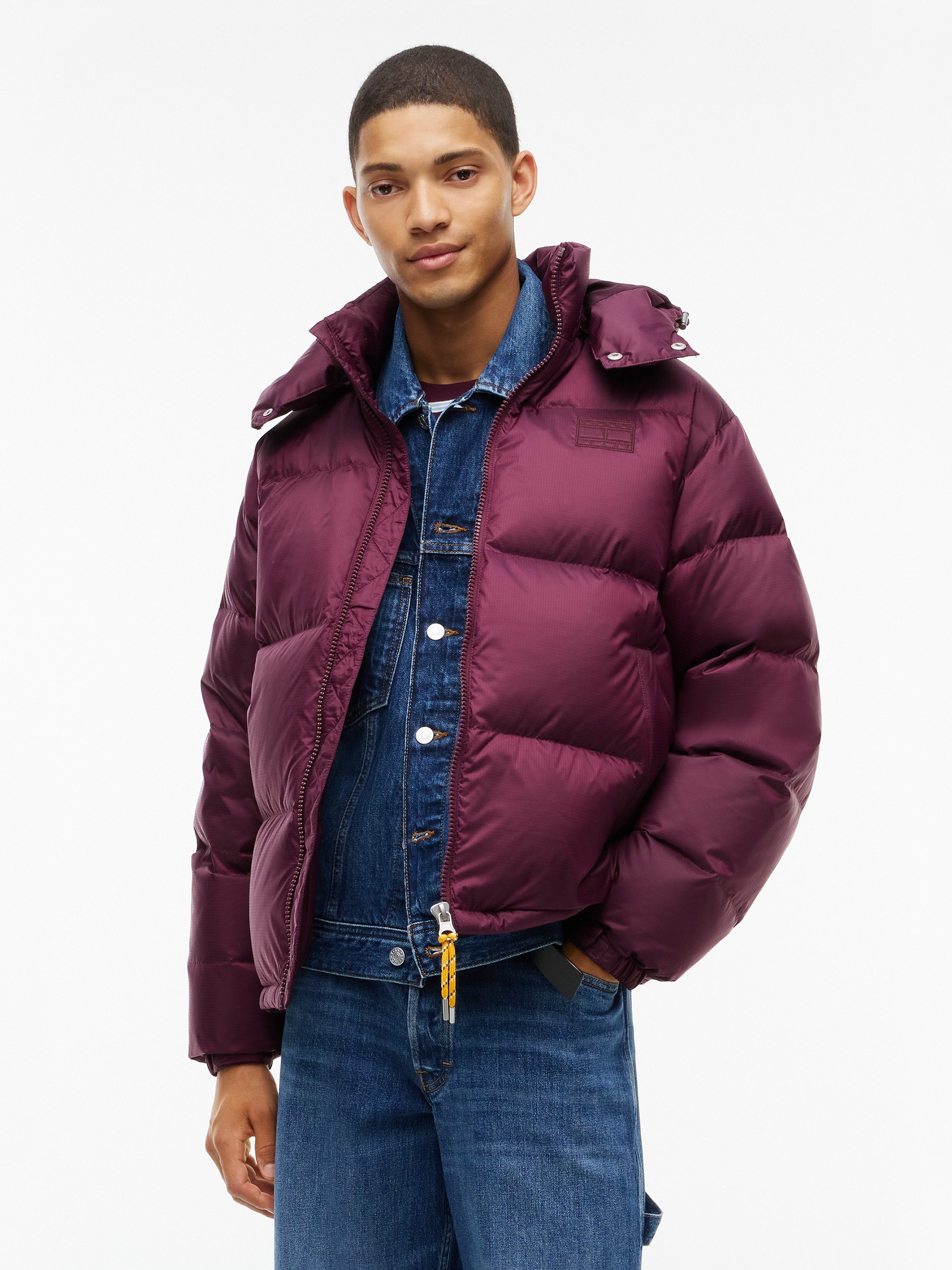 Tommy Jeans Steppjacke ALASKA DOWN PUFFER Daunenjacke Regular fit mit abnehmbarer Kapuze