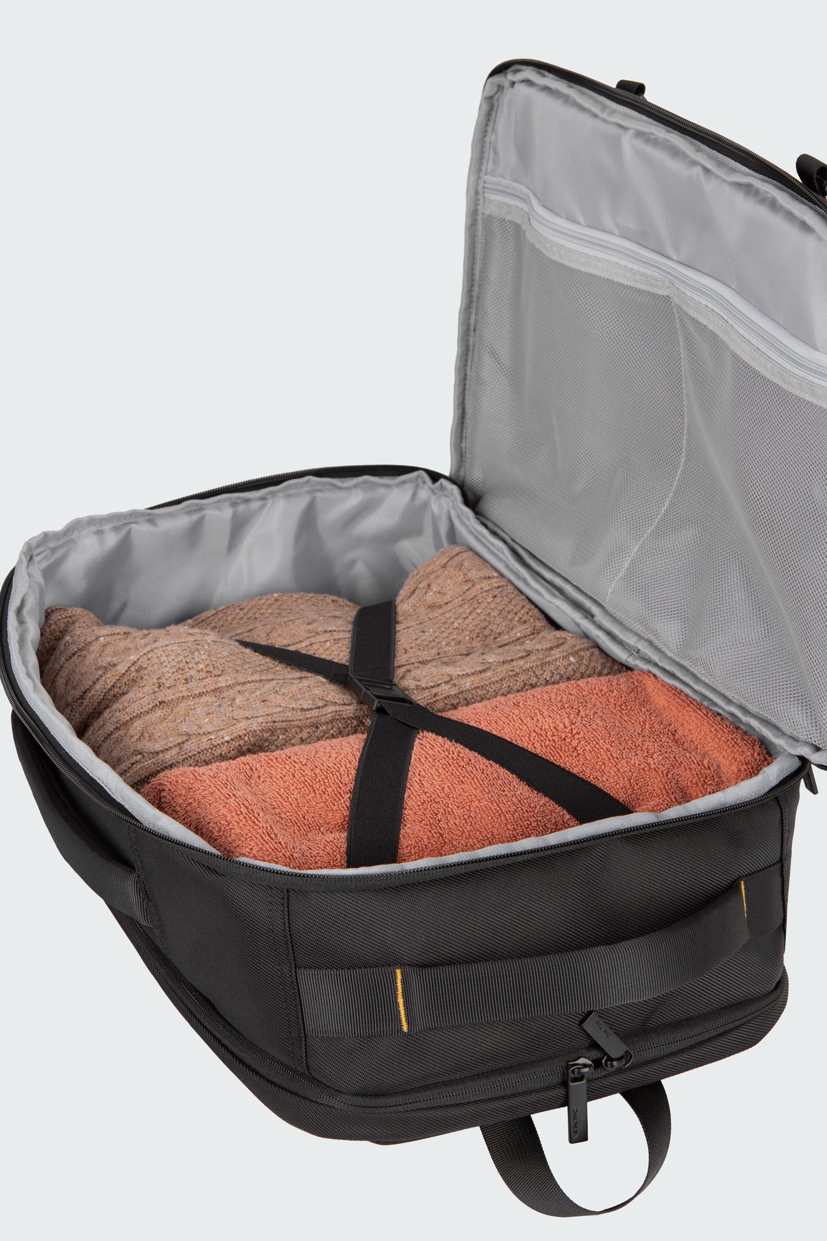 CoolPack Schulranzen Rucksack-Koffer TROG Schwarz (1 Stück), 48 x 34 x 19 cm, Reisegepäck, Freizeitrucksack