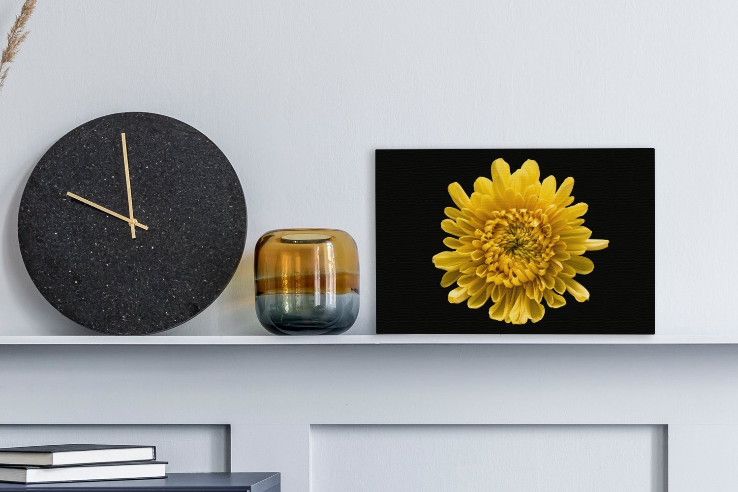 St), 30x20 gelbe Leinwandbild Hintergrund, Chrysantheme OneMillionCanvasses® Wanddeko, Wandbild Leinwandbilder, Aufhängefertig, Eine auf (1 cm schwarzem