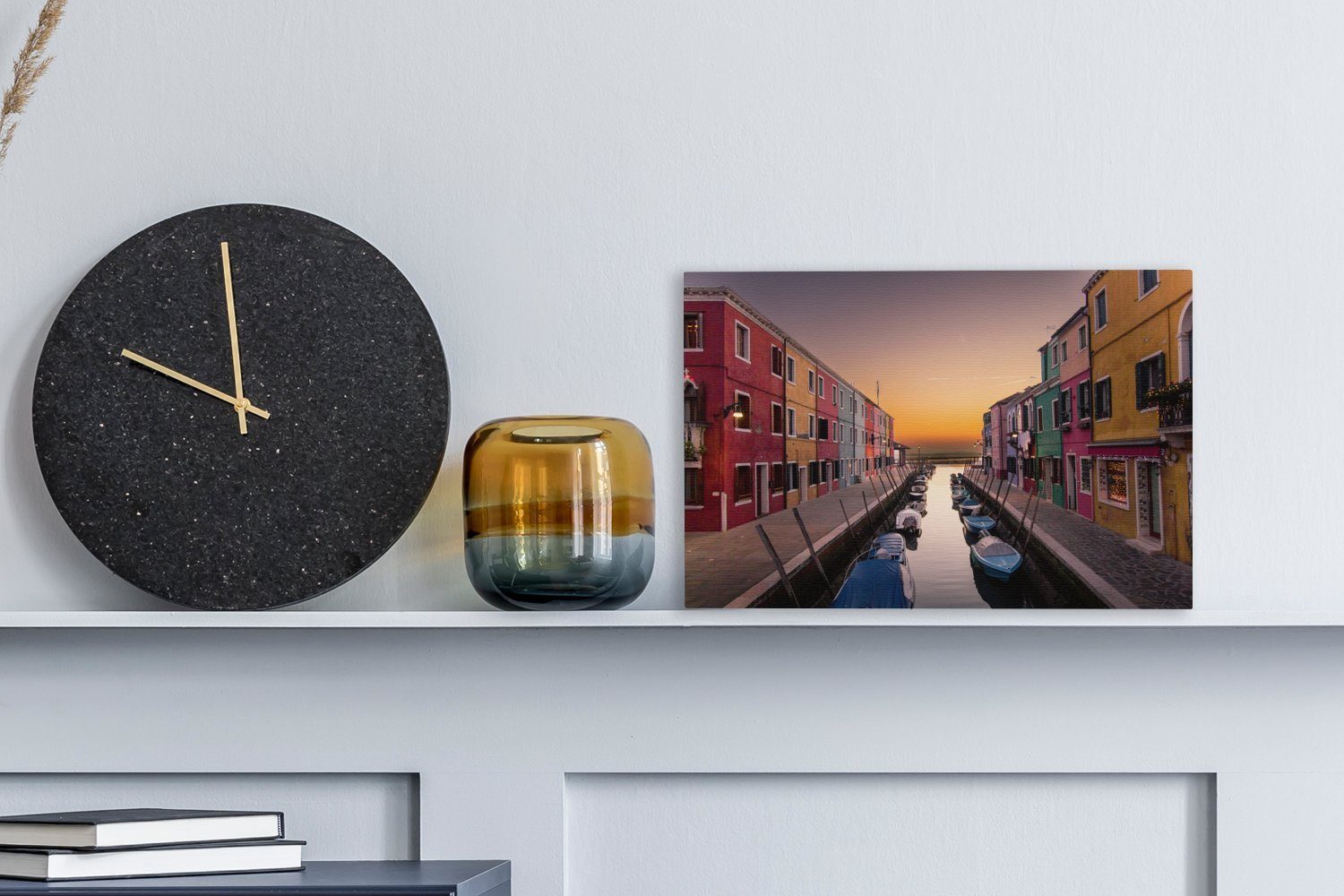 OneMillionCanvasses® Leinwandbild Italien Leinwandbilder, 30x20 St), - Wandbild Wasser, Wanddeko, Haus (1 cm - Aufhängefertig