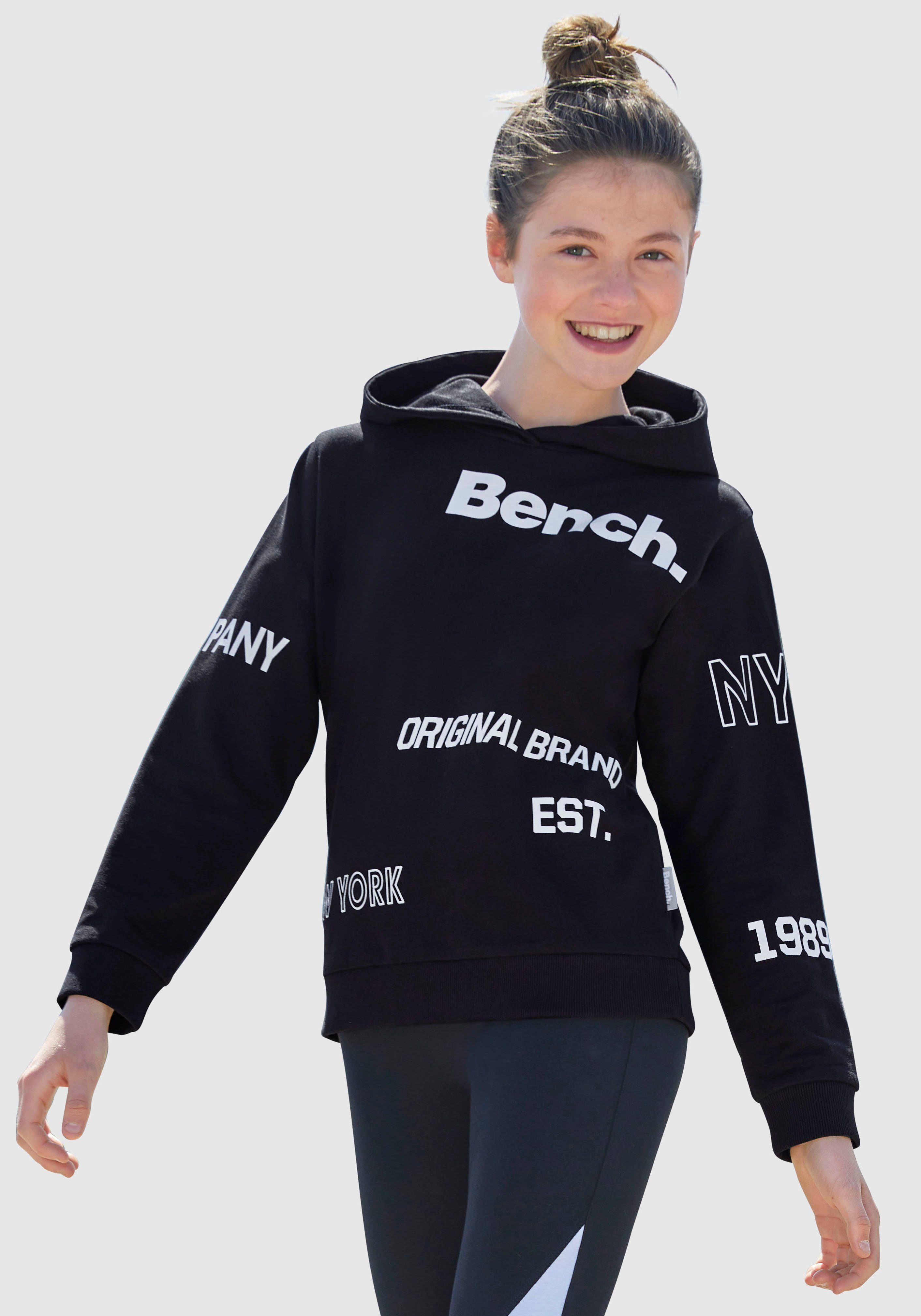 Bench. Kapuzensweatshirt Boyfriendform in