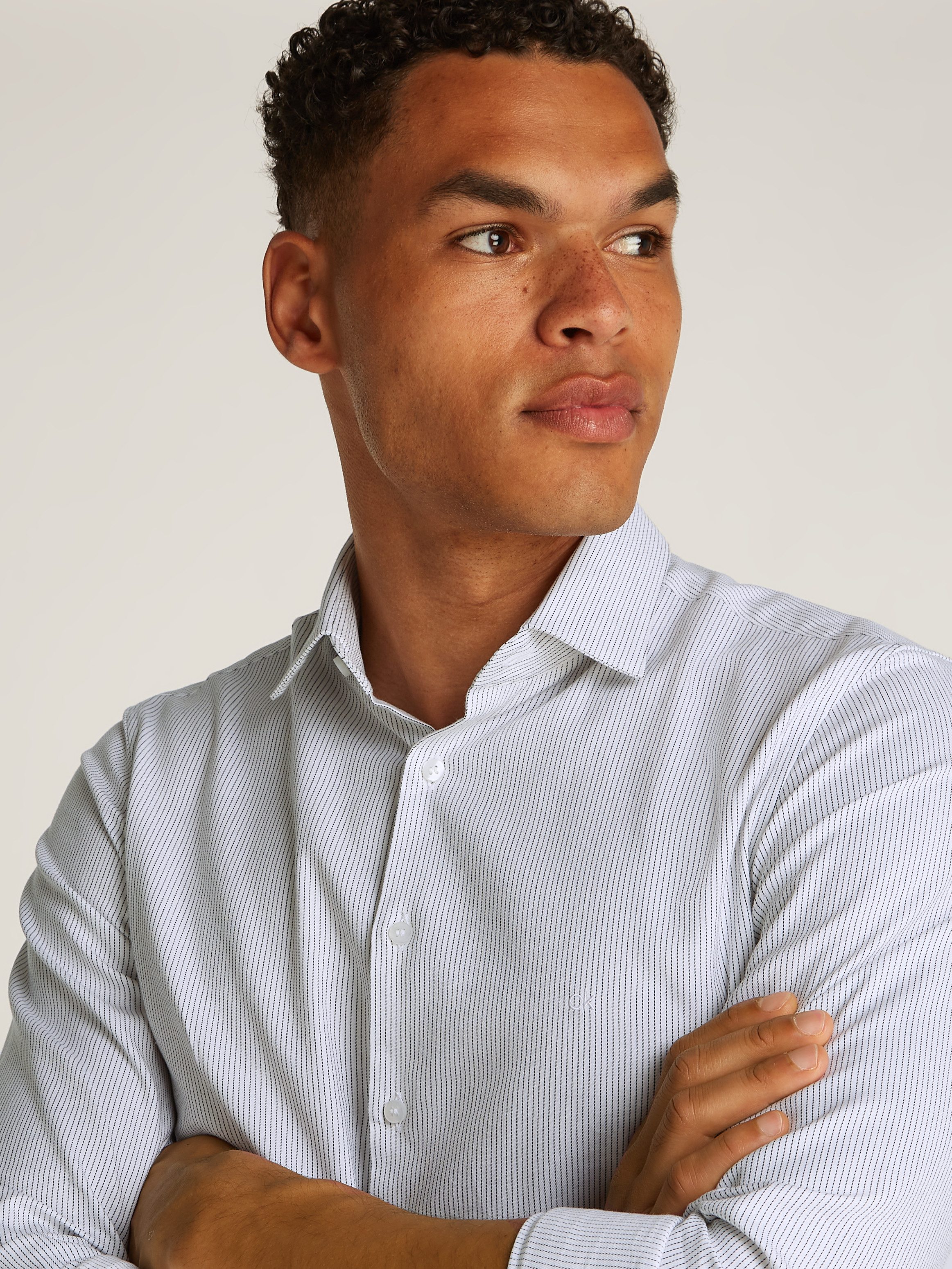 Calvin Klein Businesshemd BUSINESS STRIPE SLIM SHIRT mit Logoprint