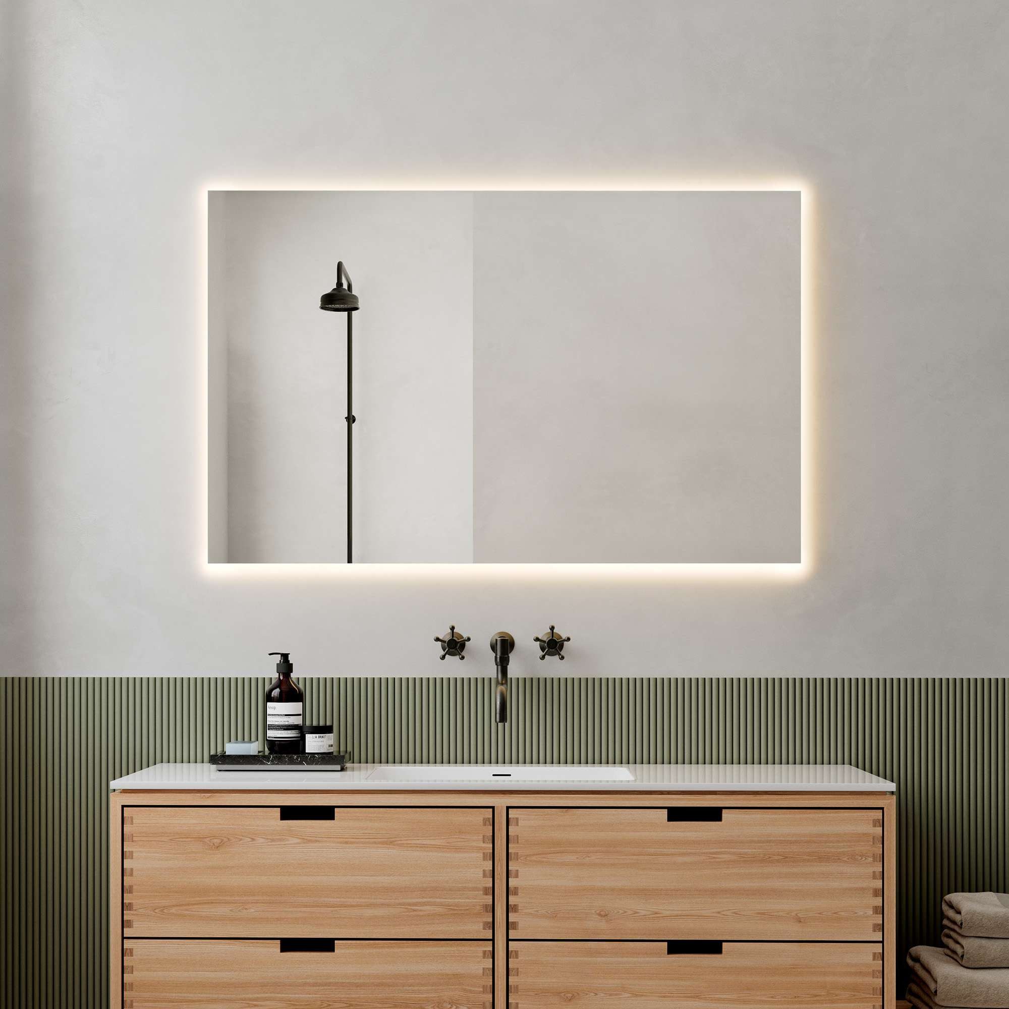 Loevschall LED-Lichtspiegel Nibe, Зеркало mit LED-Hintergrundbeleuchtung, Quadratischer Зеркало, Natürliches warmweißes Licht, Einfache Montage, Dänisches Design