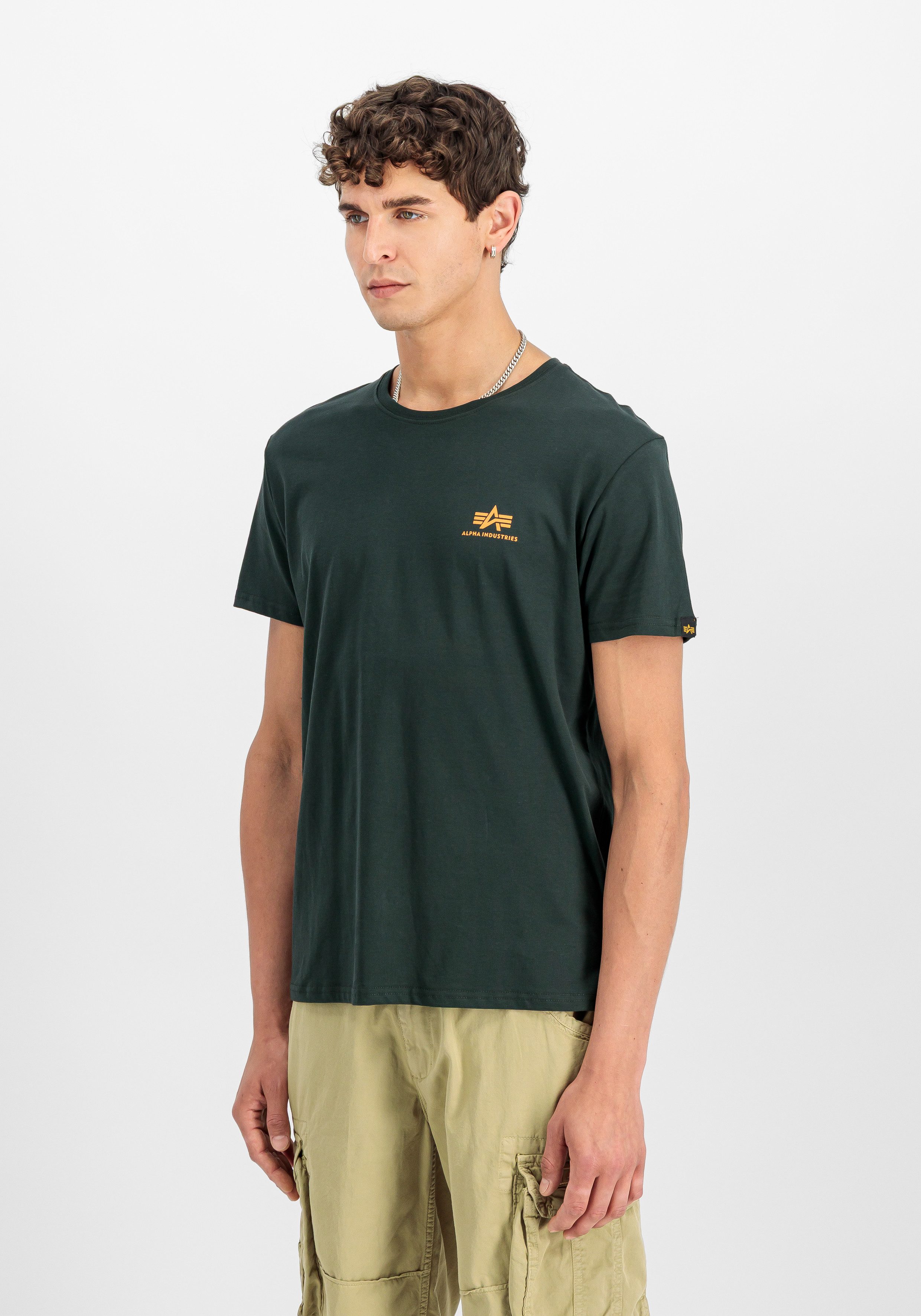 Alpha Industries Rundhalsshirt BASIC T SMALL LOGO Baumwolle, regular fit