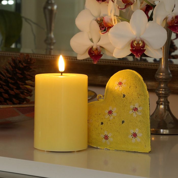 Deluxe Homeart LED-Kerze LED Kerze Mia Echtwachs 3D Flamme Wachsspiegel flackernd H: 10cm D: 7 5cm gelb
